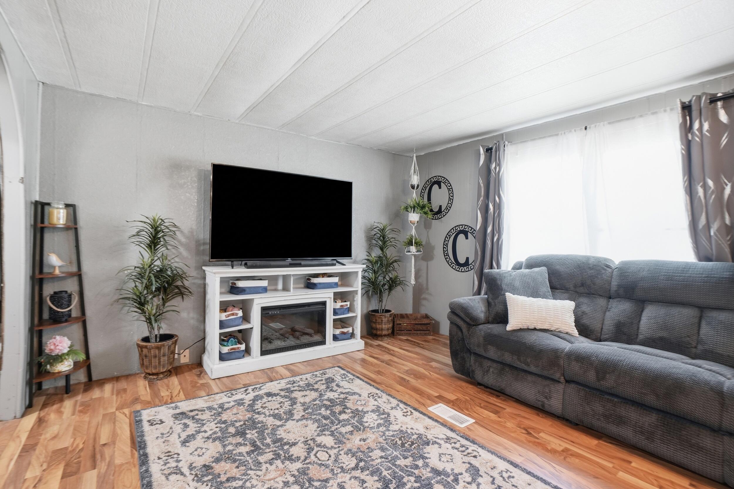 9390 N 1000 W, DeMotte, IN 46310; Image #5