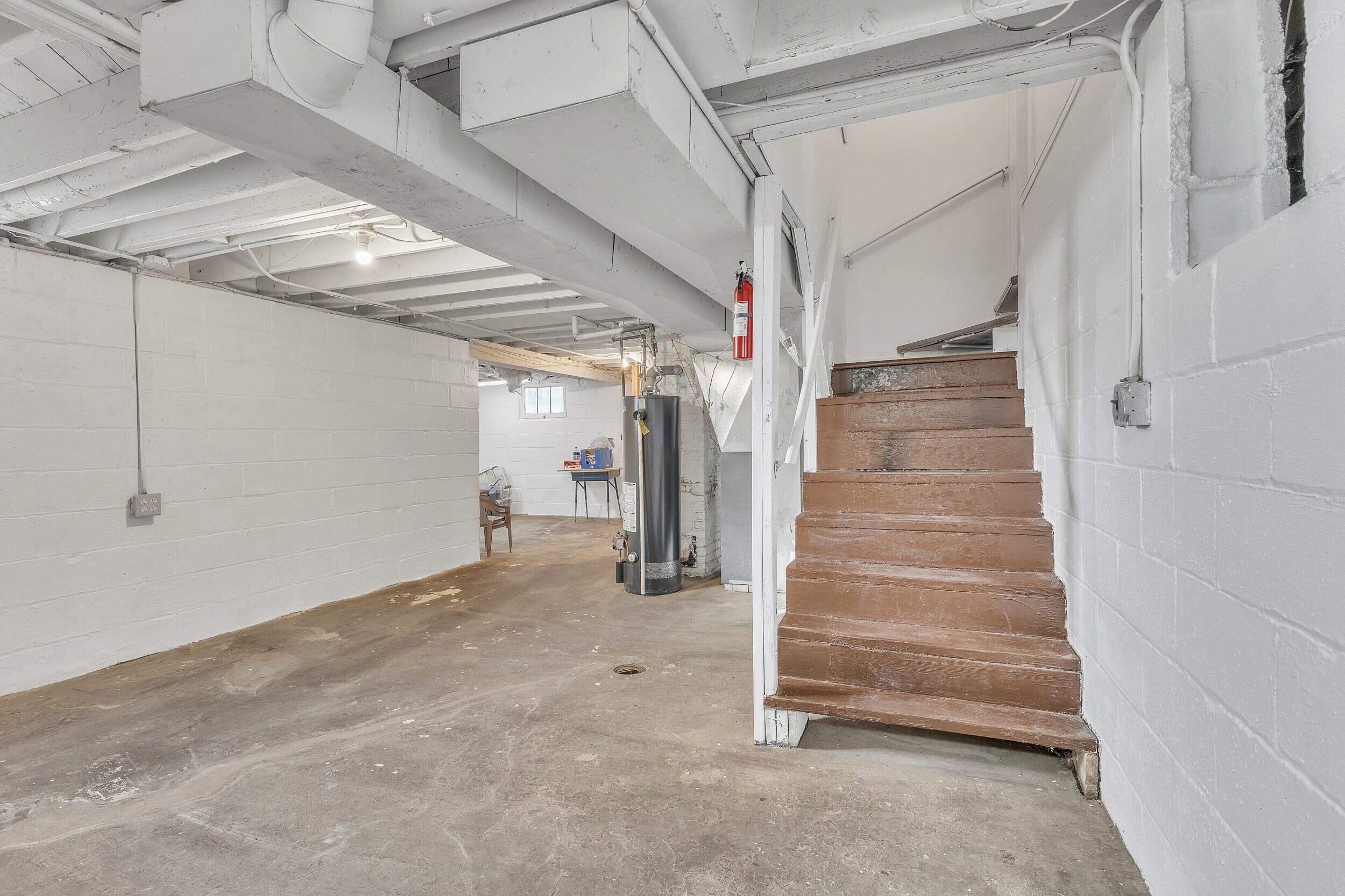 6187 Cleveland Street, Merrillville, IN 46410; Image #17