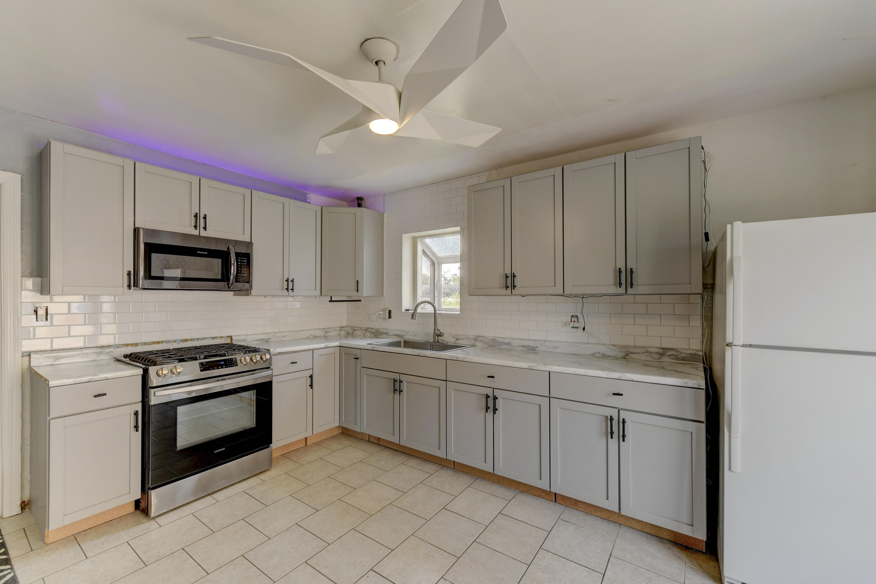 7420 S Mccook Avenue, Hammond, IN 46323; Image #6