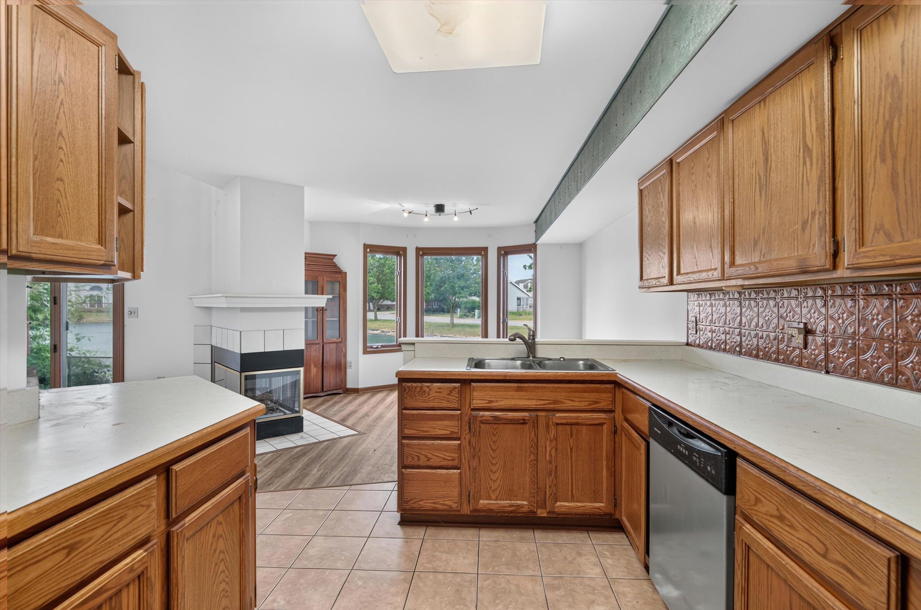 625 W 93rd Court, Crown Point, IN 46307; Image #6