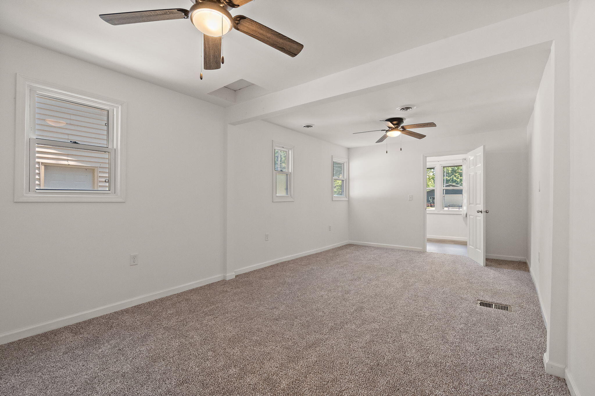 5082 Concord Avenue, Portage, IN 46368; Image #16