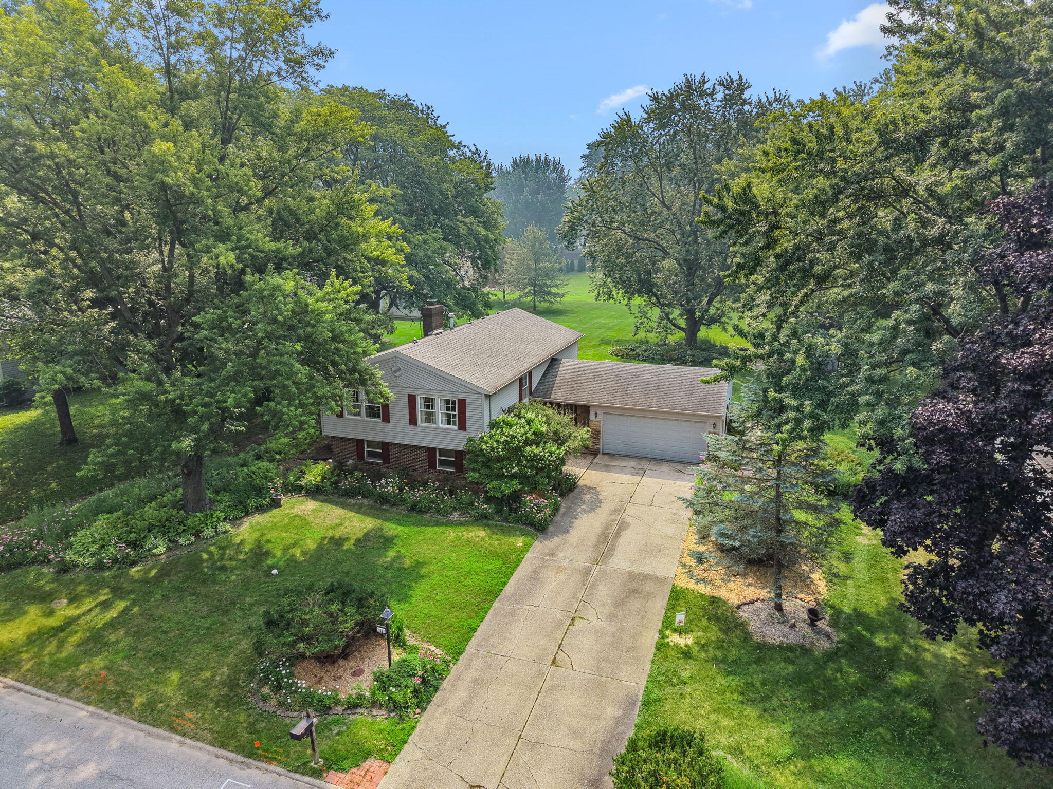 110 Fordwick Lane, Valparaiso, IN 46383; Image #2