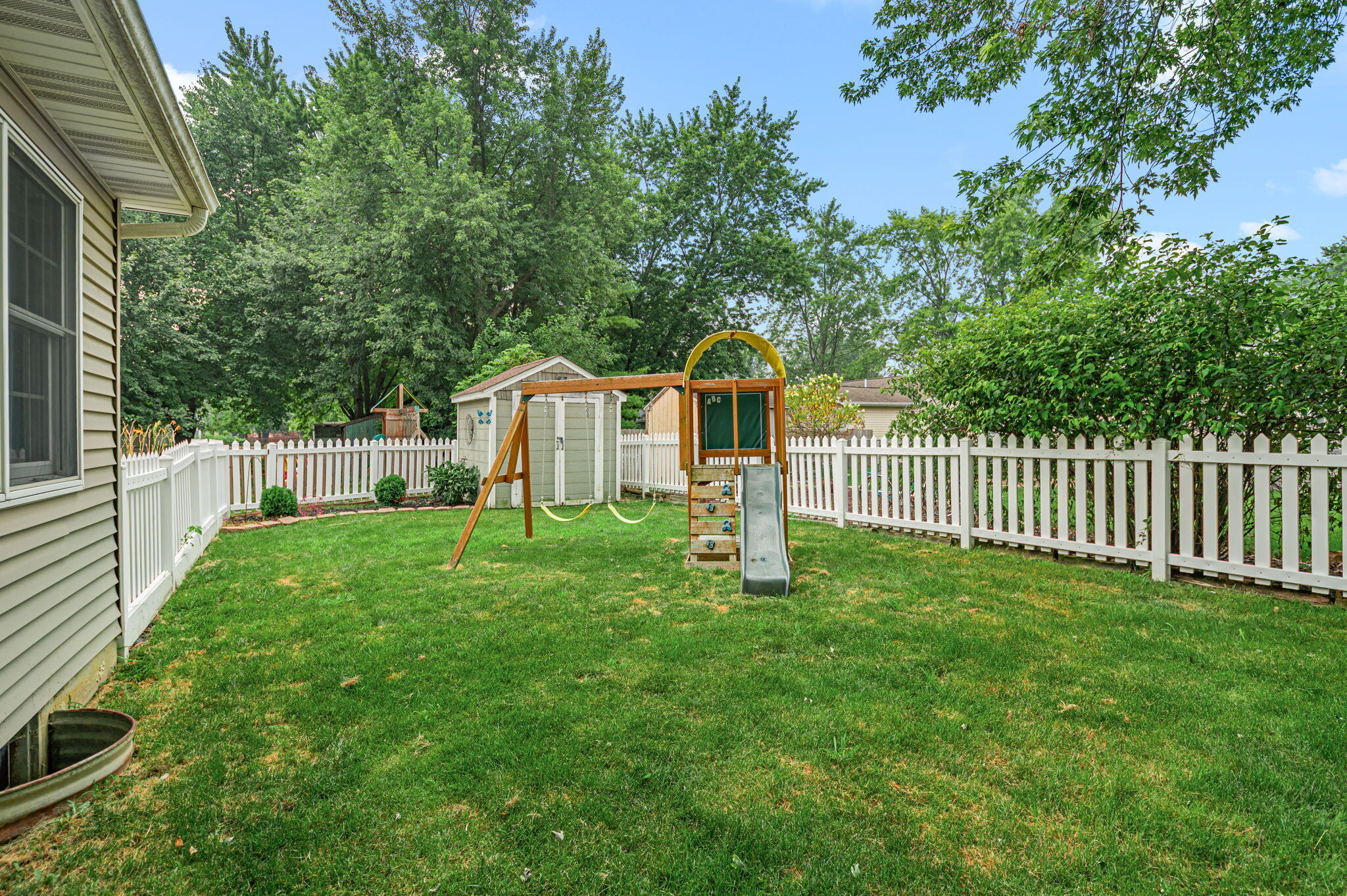 2305 Hollandale Drive, Valparaiso, IN 46383; Image #19