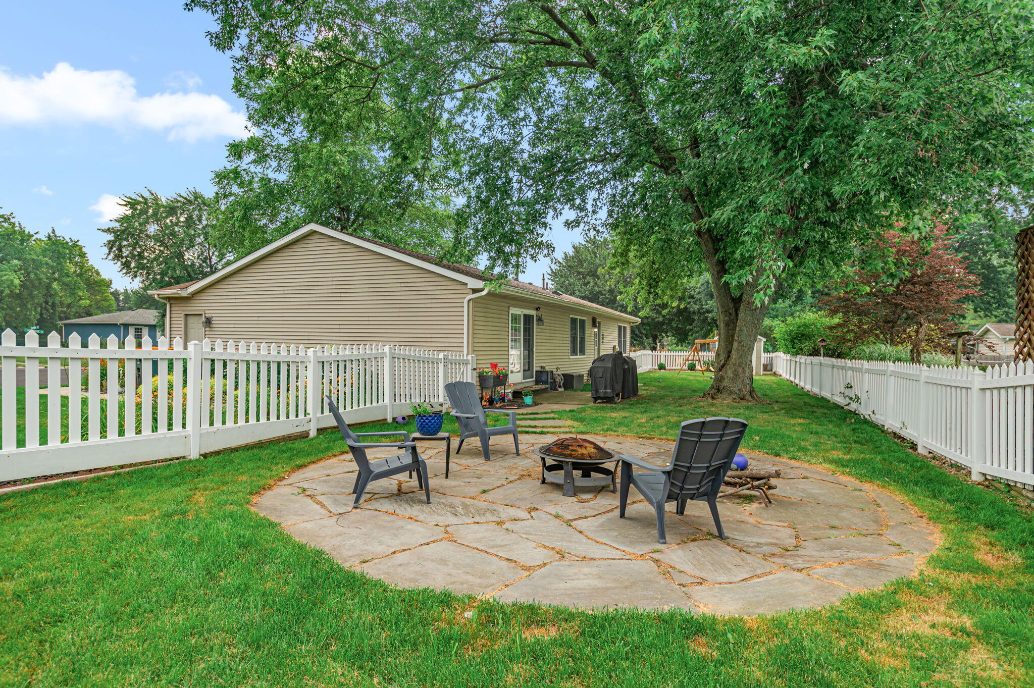 2305 Hollandale Drive, Valparaiso, IN 46383; Image #20
