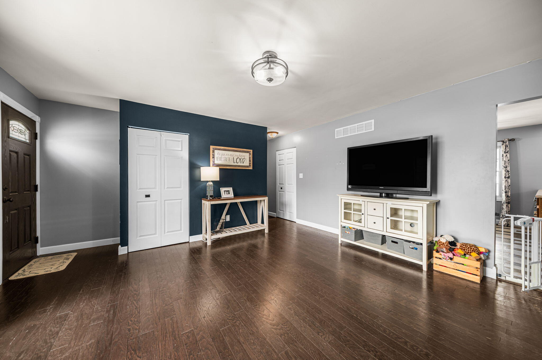 2305 Hollandale Drive, Valparaiso, IN 46383; Image #3