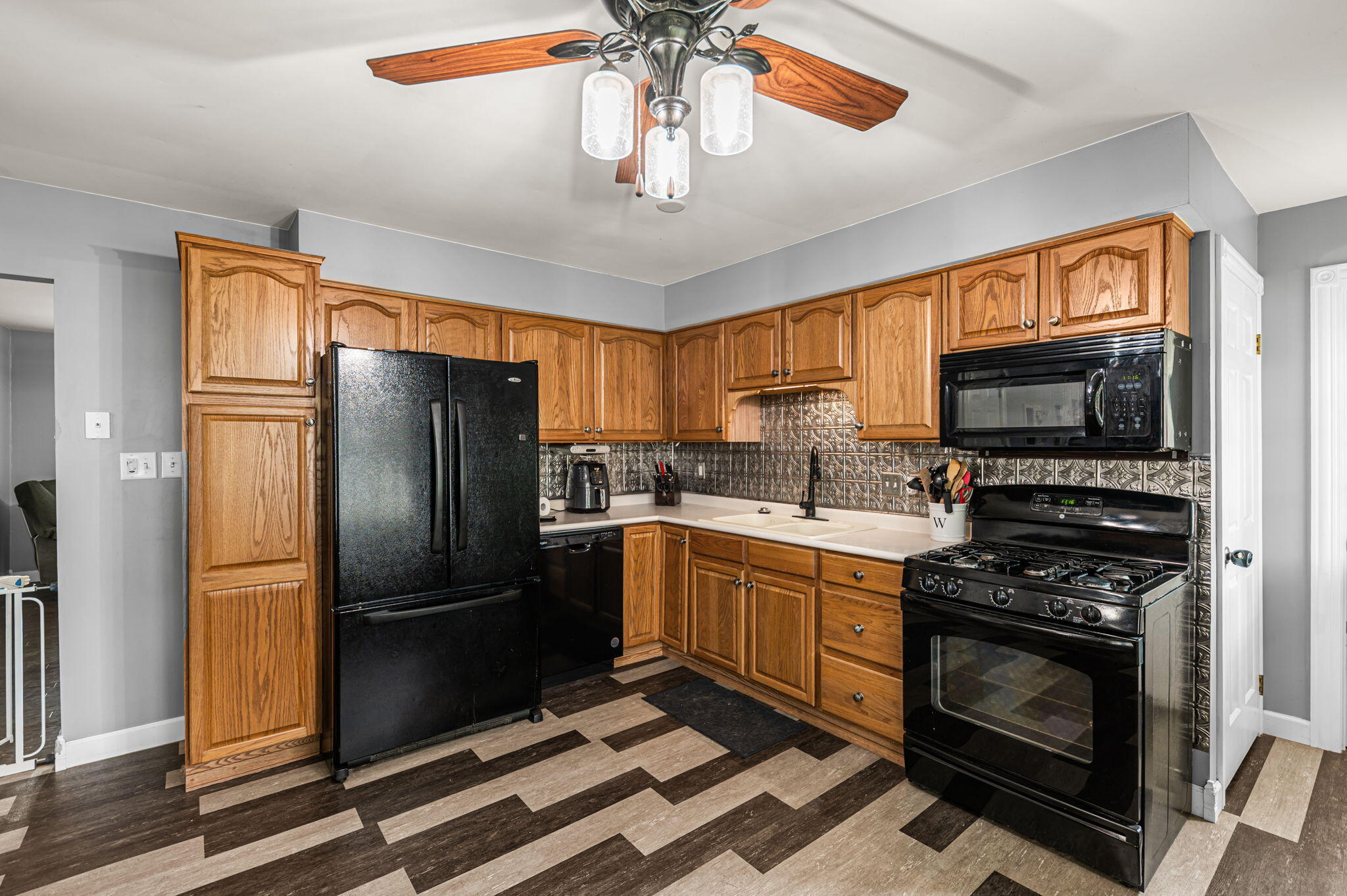 2305 Hollandale Drive, Valparaiso, IN 46383; Image #8