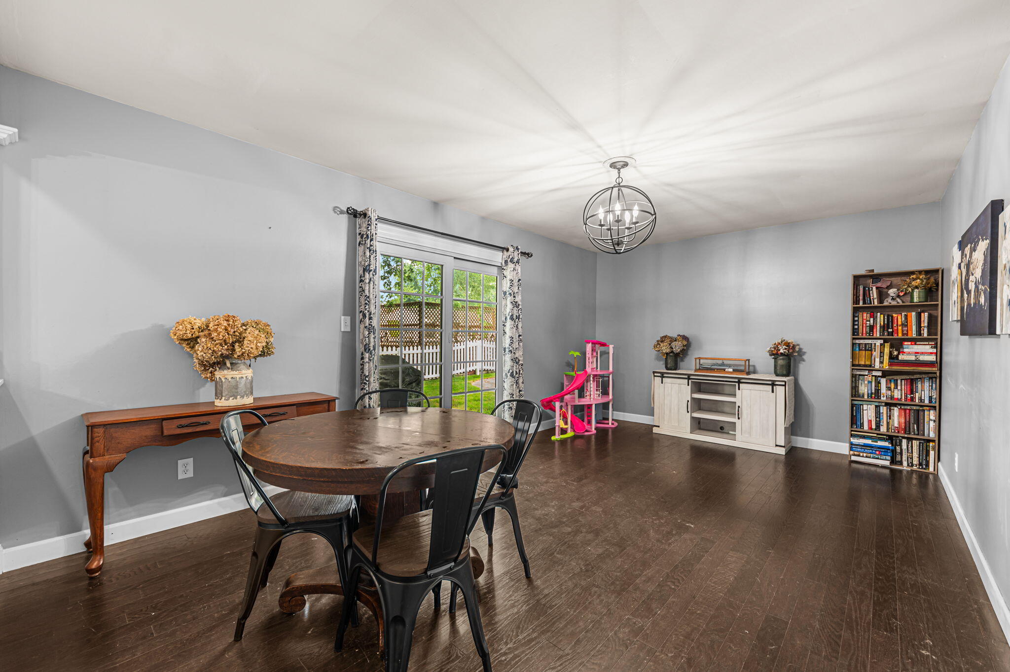 2305 Hollandale Drive, Valparaiso, IN 46383; Image #9