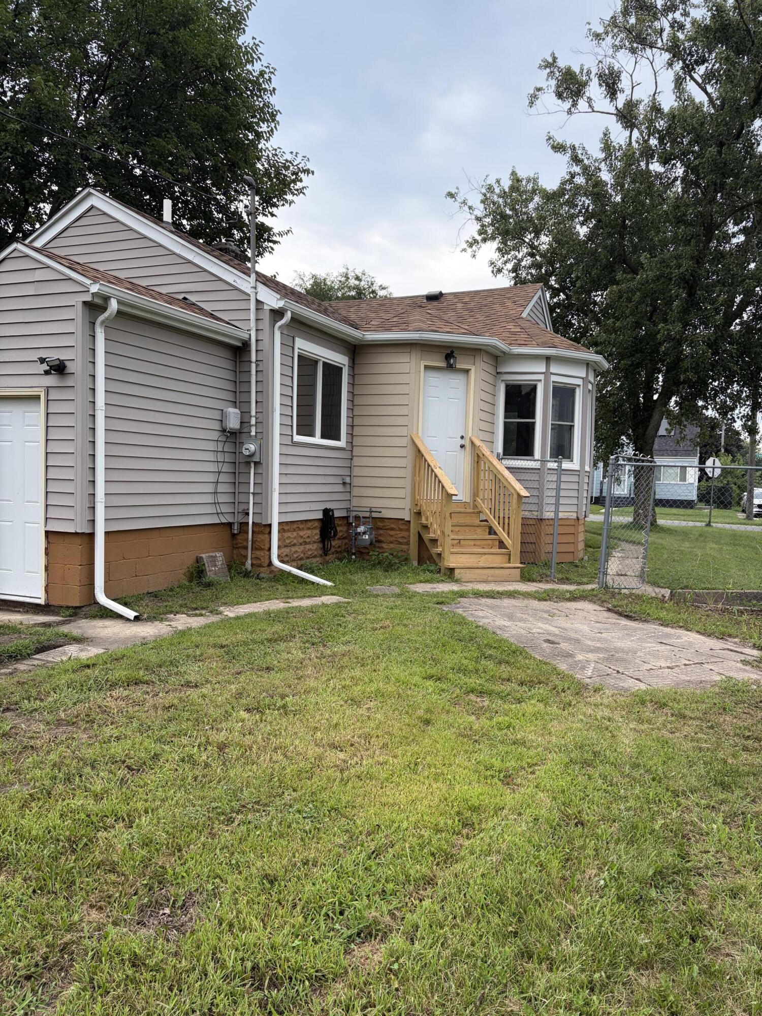 1176 Matthews Street, Gary, IN 46406; Image #2