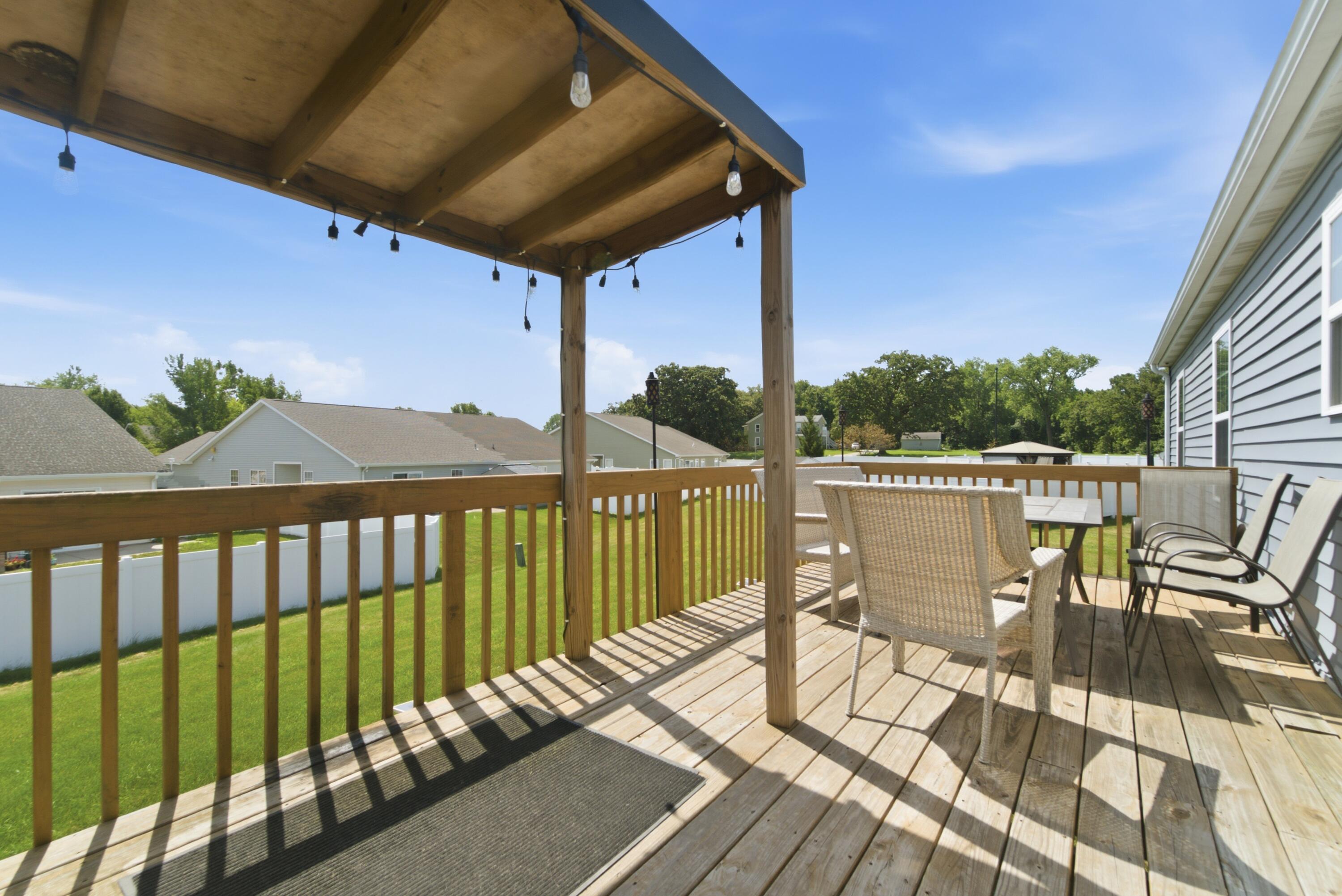 6849 Prarie Path Lane, Merrillville, IN 46410; Image #12