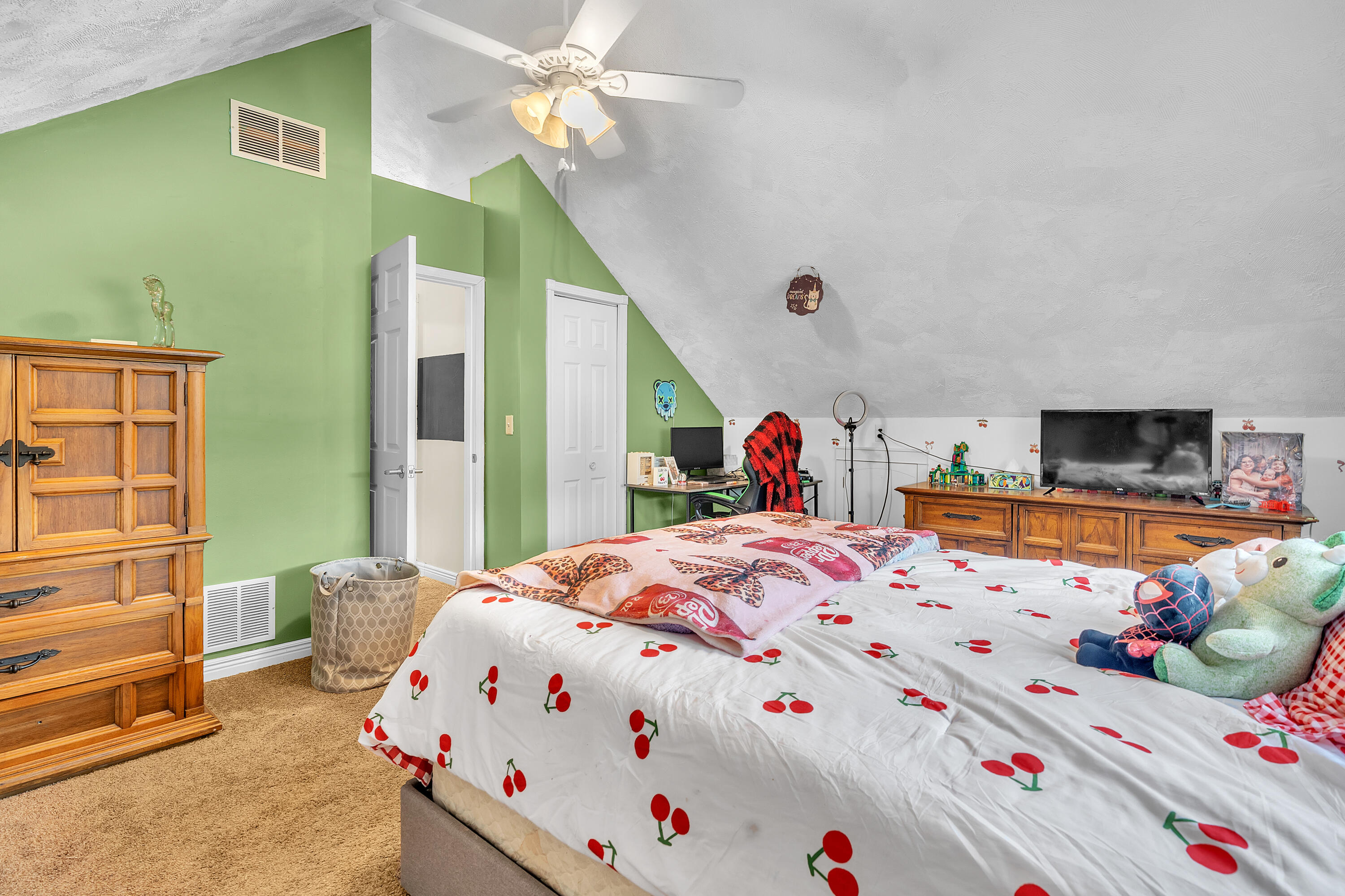 389 Rainier Road, Valparaiso, IN 46385; Image #15
