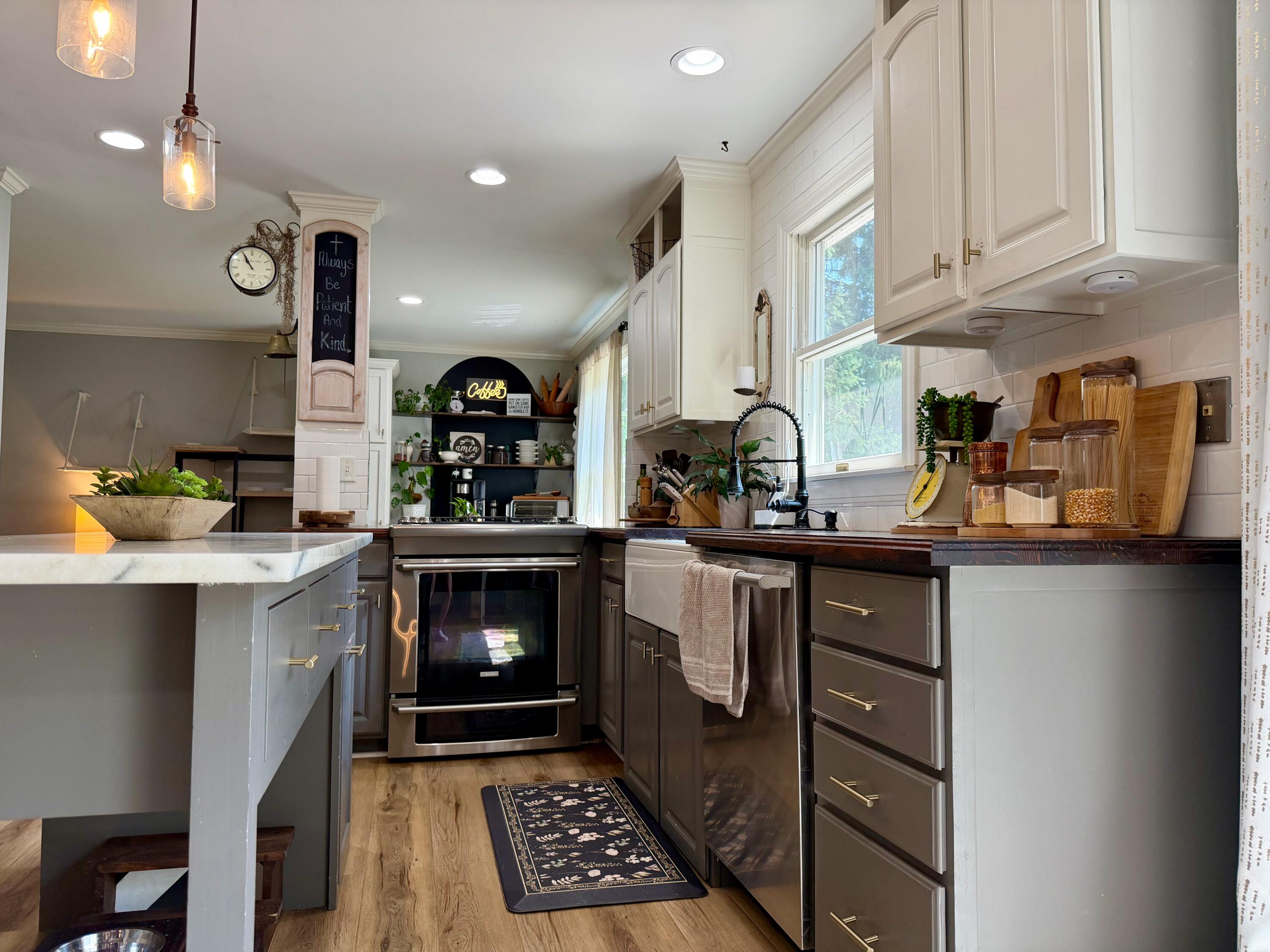 10673 Potomac Drive, DeMotte, IN 46310; Image #7