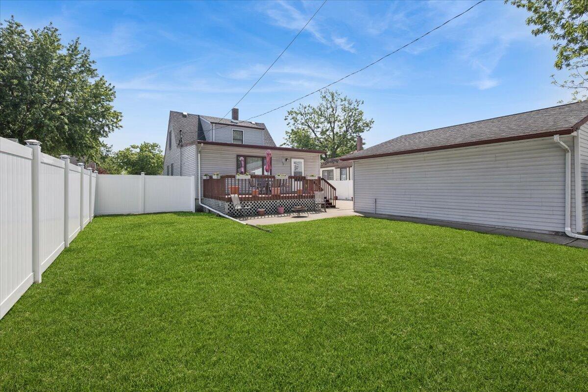 7126 Montana Avenue, Hammond, IN 46323; Image #7