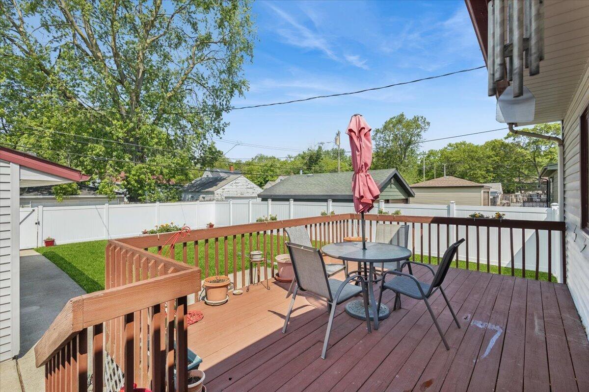 7126 Montana Avenue, Hammond, IN 46323; Image #9