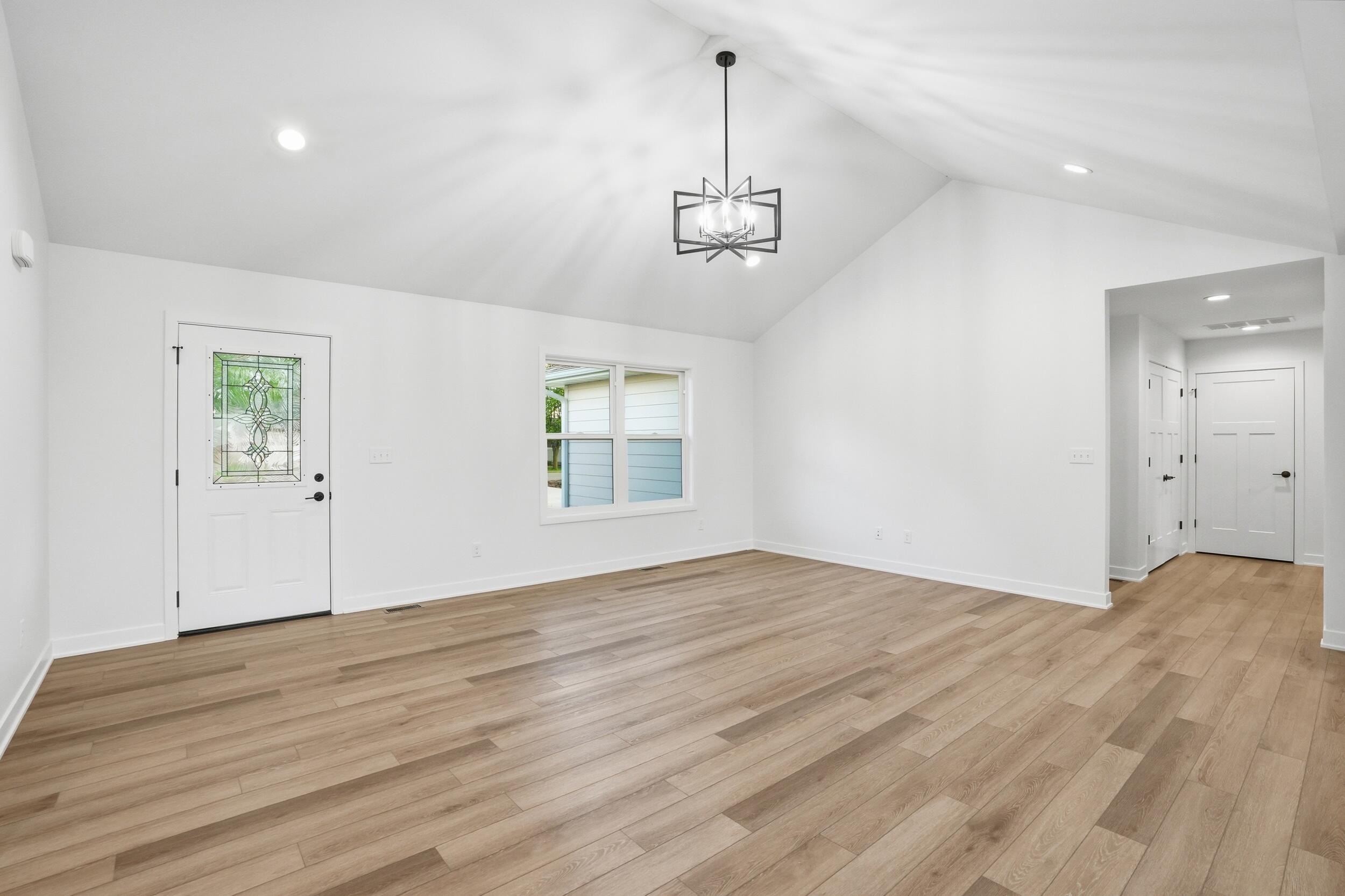508 W Beaver Street, Morocco, IN 47963; Image #12