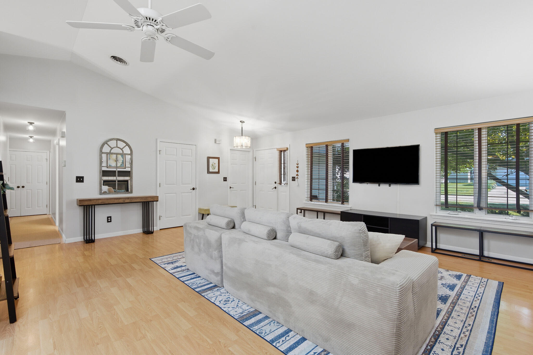 2770 Tulip Lane, Hobart, IN 46342; Image #10