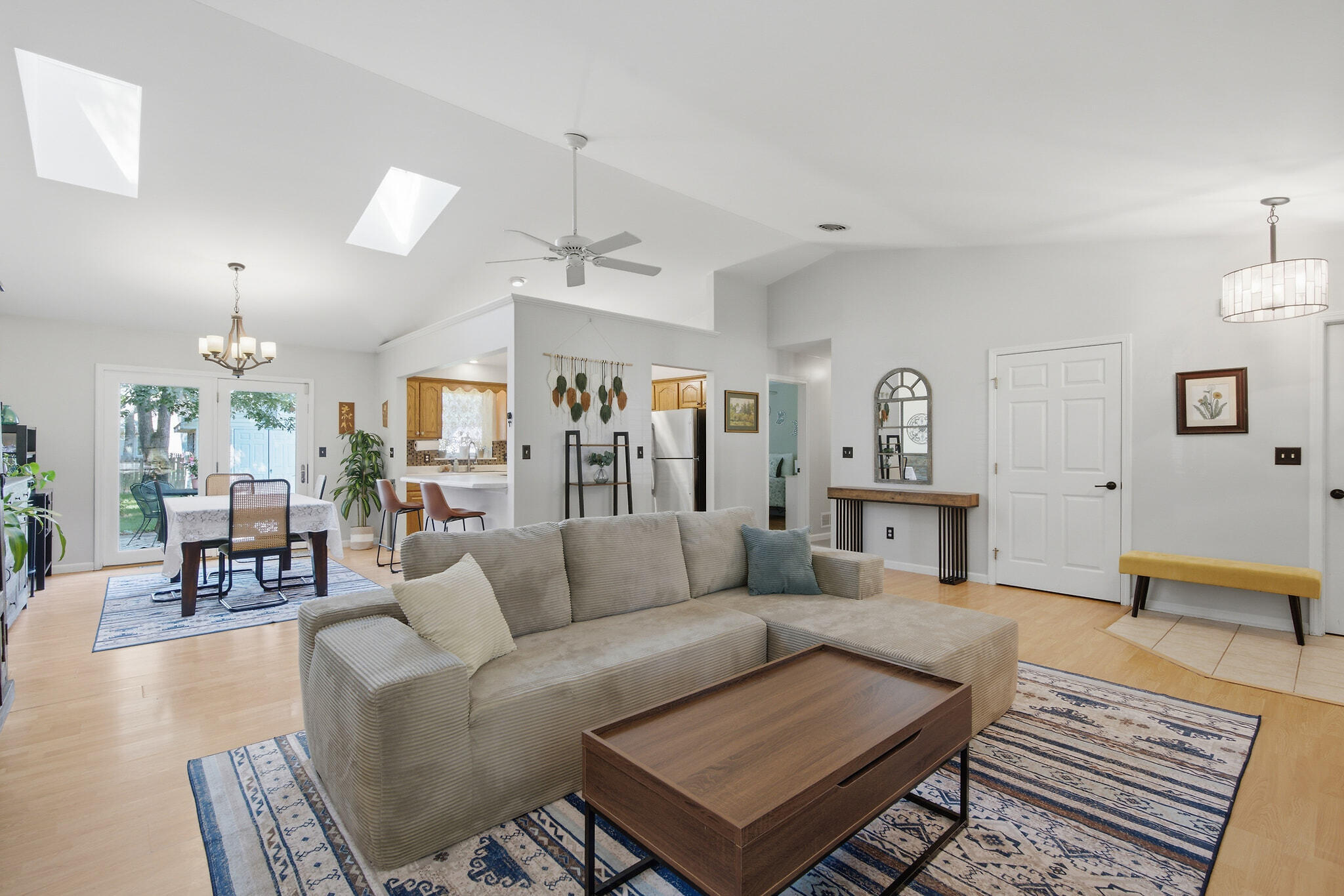 2770 Tulip Lane, Hobart, IN 46342; Image #9