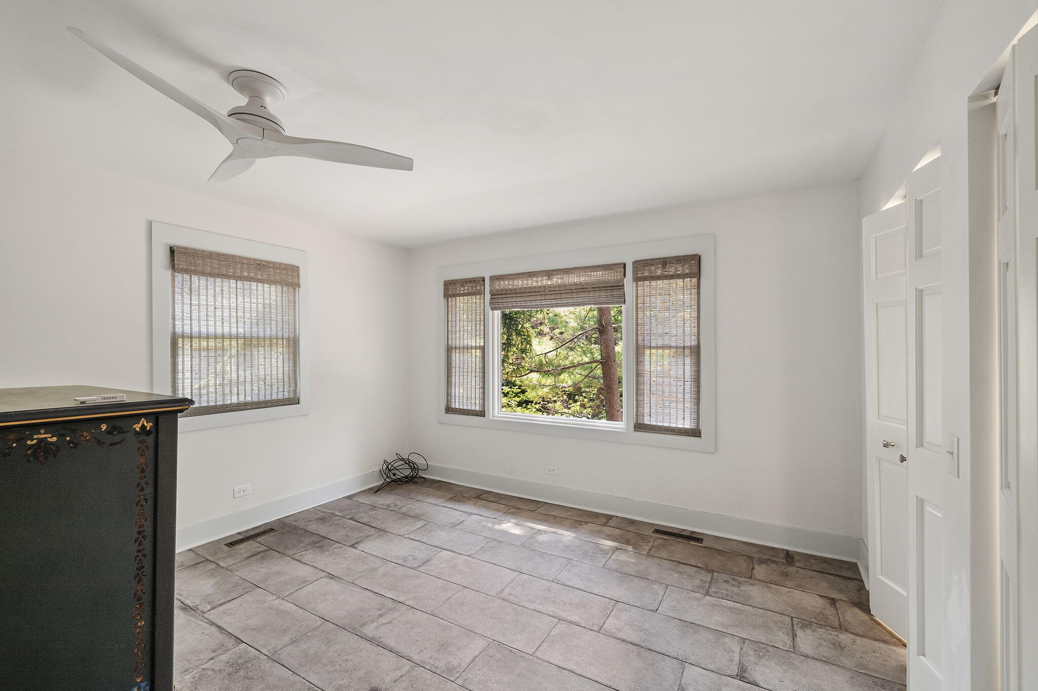 31 S Lake Shore County Road, Beverly Shores, IN 46301; Image #14