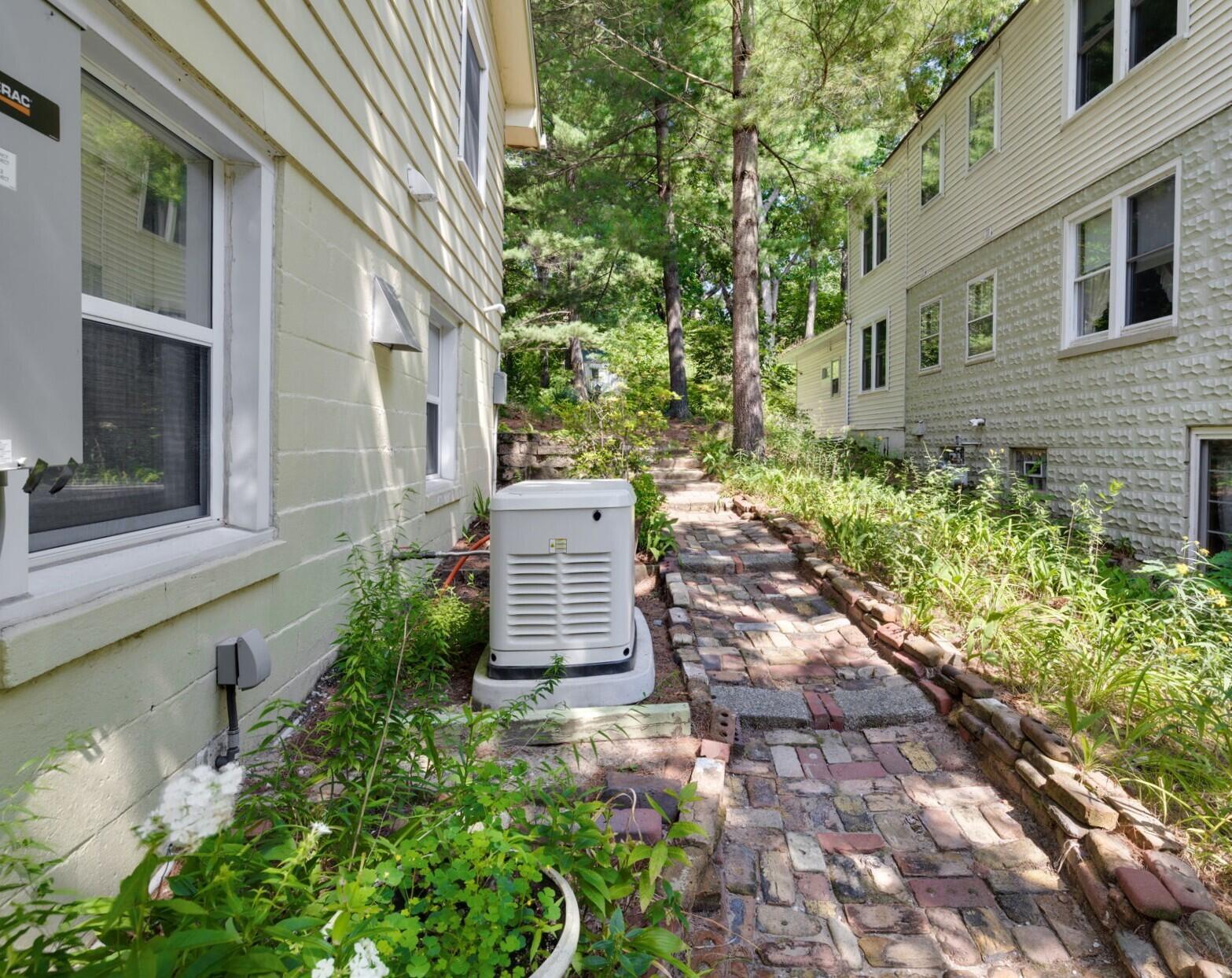31 S Lake Shore County Road, Beverly Shores, IN 46301; Image #23