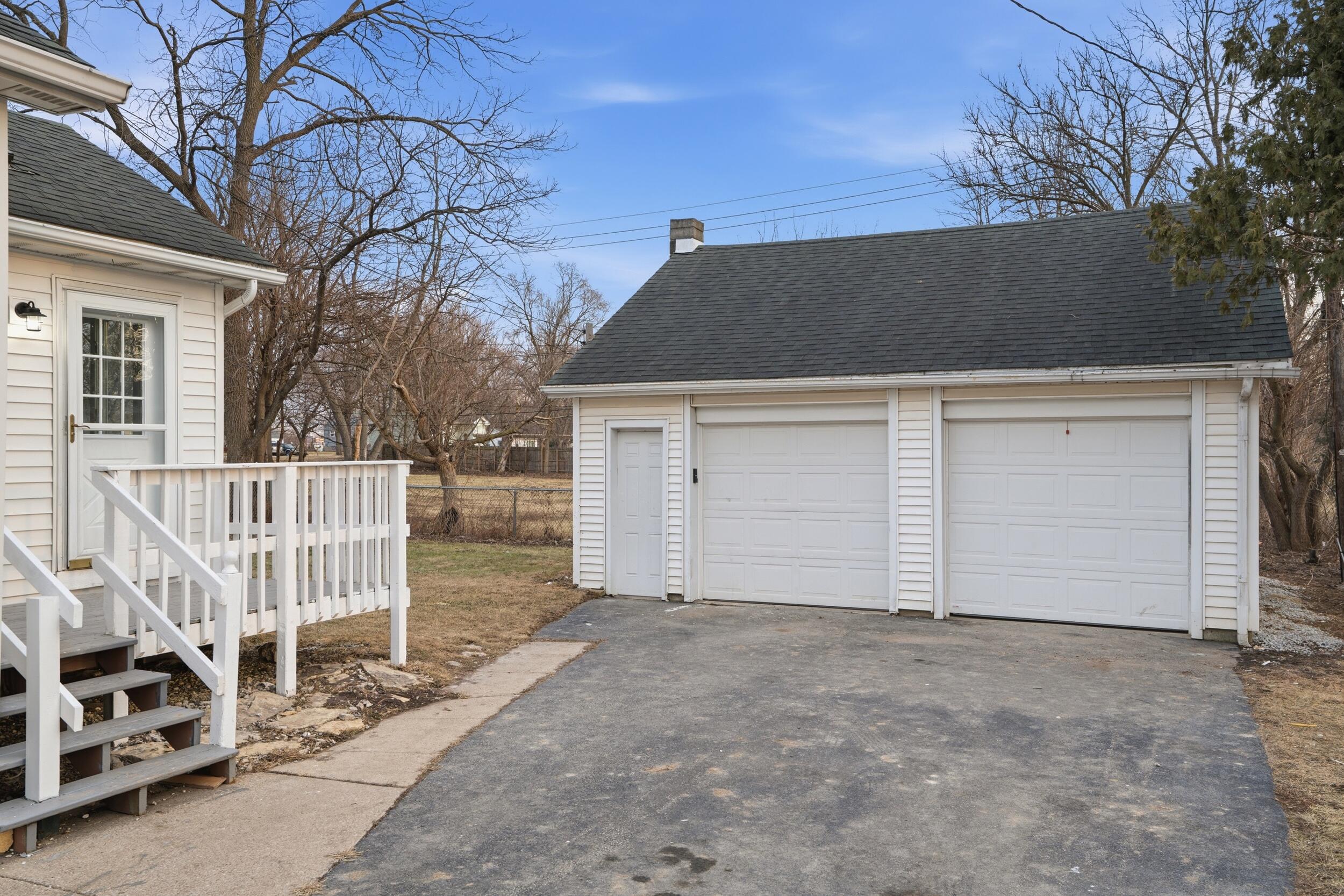 2407 W 78th Avenue, Merrillville, IN 46410; Image #22
