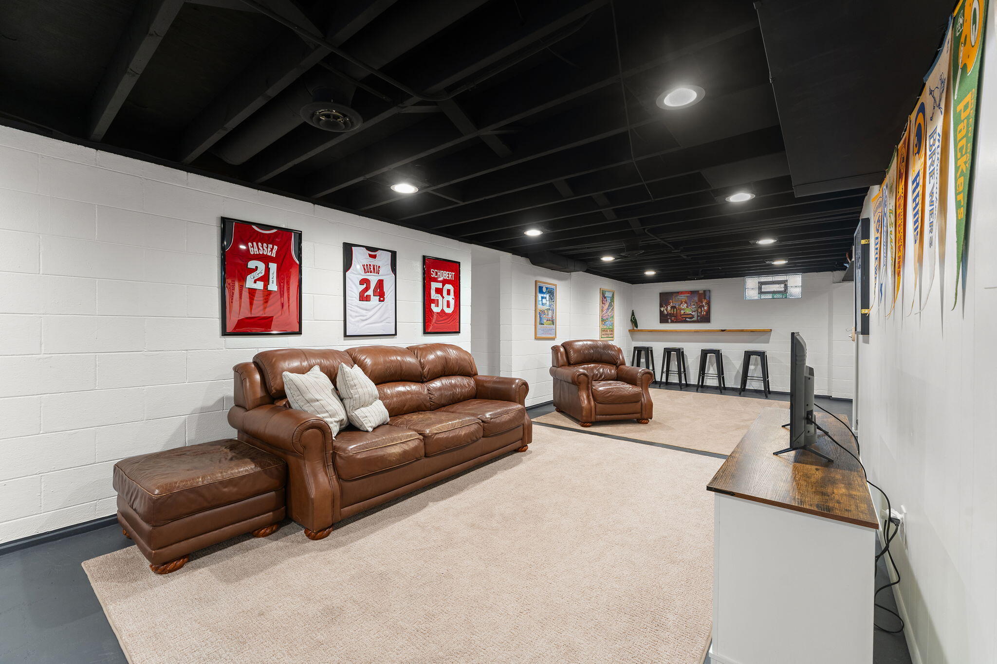 8711 Manor Avenue, Munster, IN 46321; Image #18