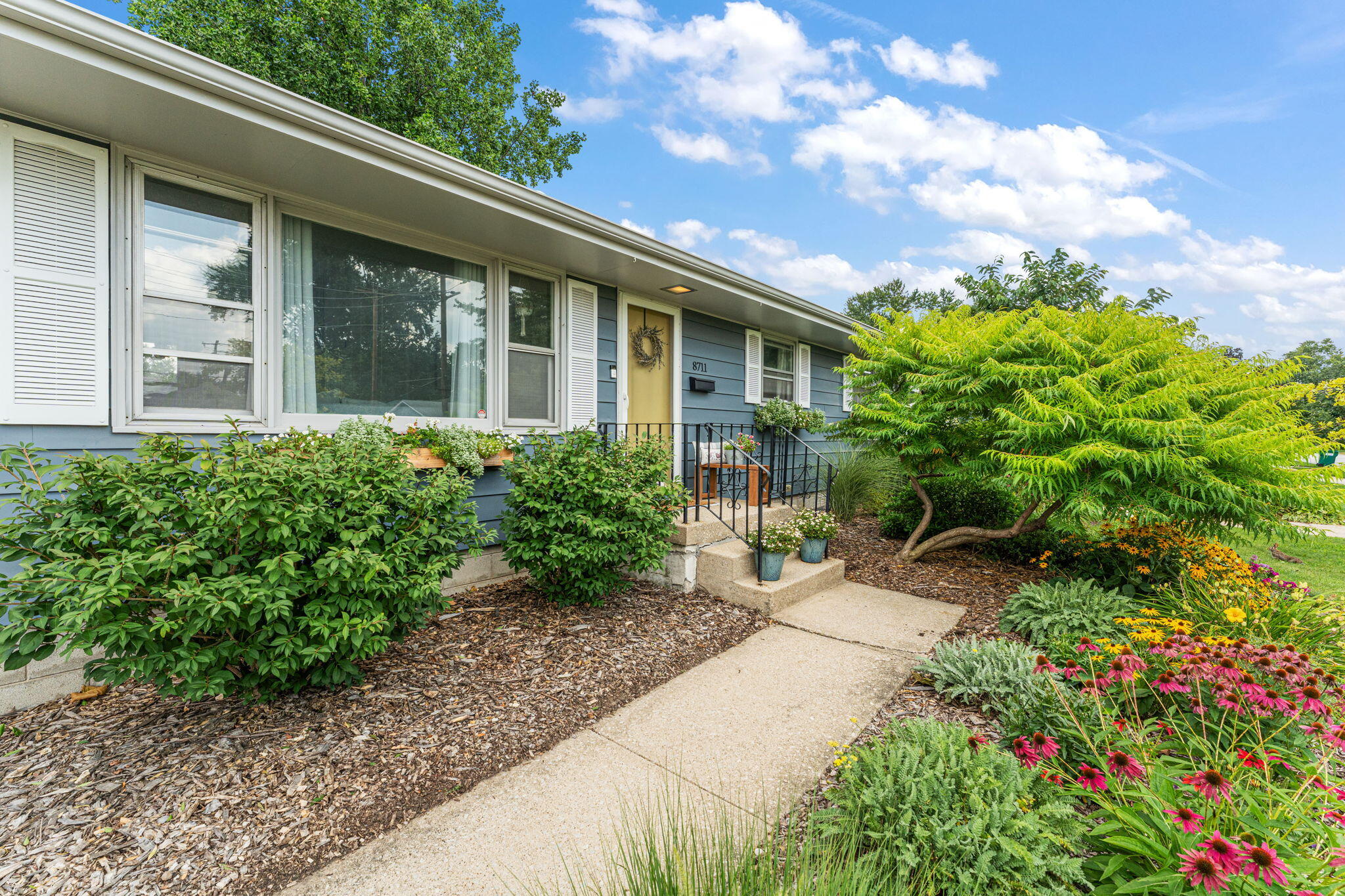 8711 Manor Avenue, Munster, IN 46321; Image #3