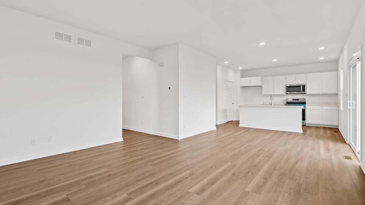 244 Cressmoor Boulevard, Hobart, IN 46342; Image #13