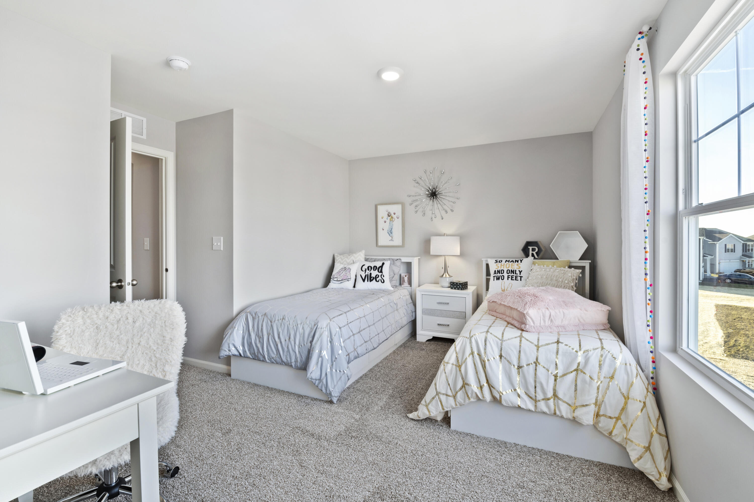 244 Cressmoor Boulevard, Hobart, IN 46342; Image #9