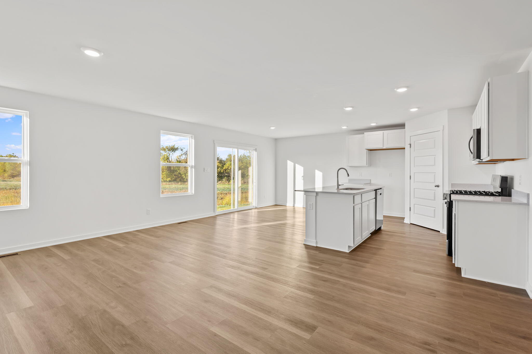 588 Mullins Street, Hebron, IN 46341; Image #2