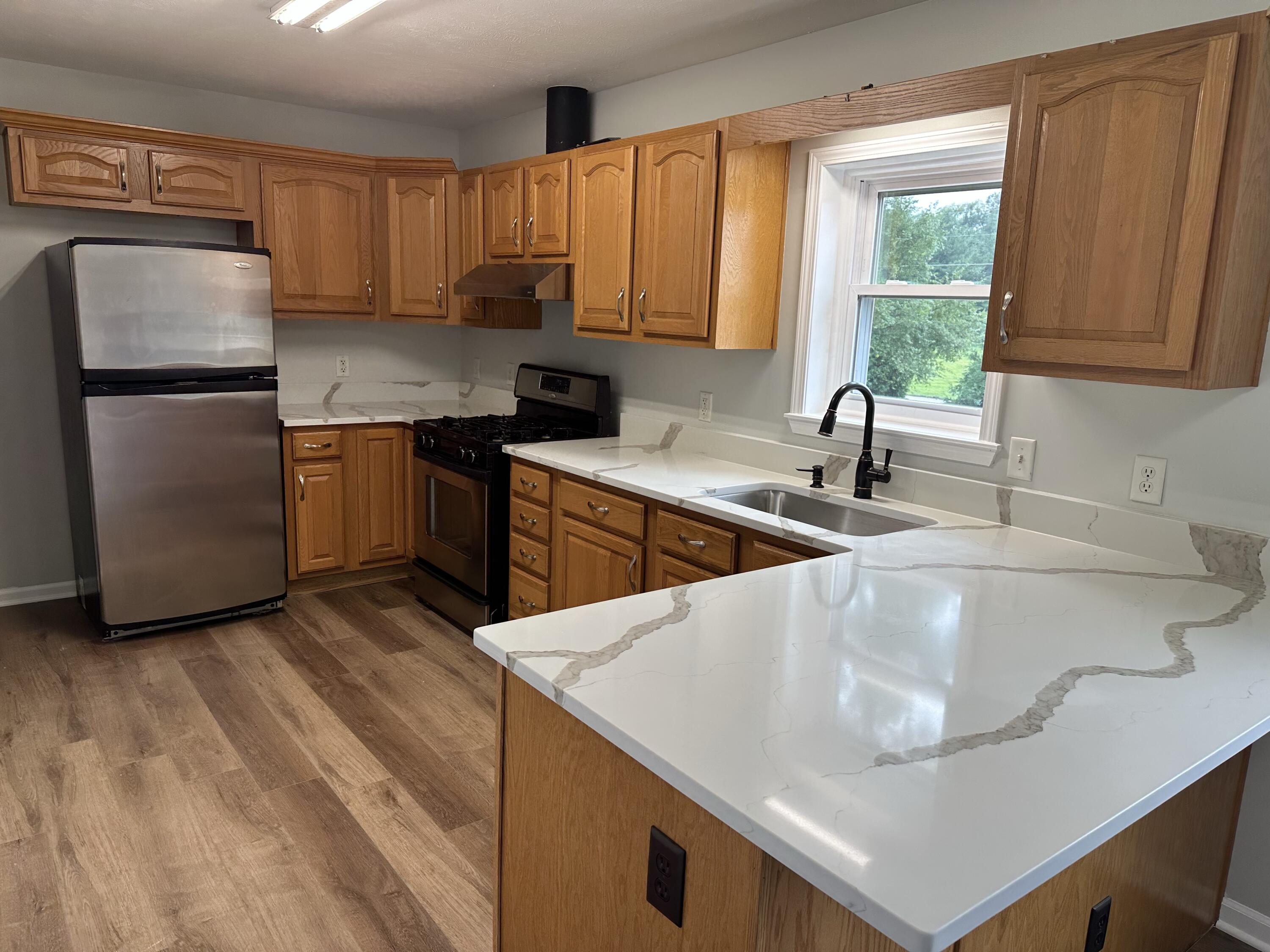 11877 N 600 W, DeMotte, IN 46310; Image #10