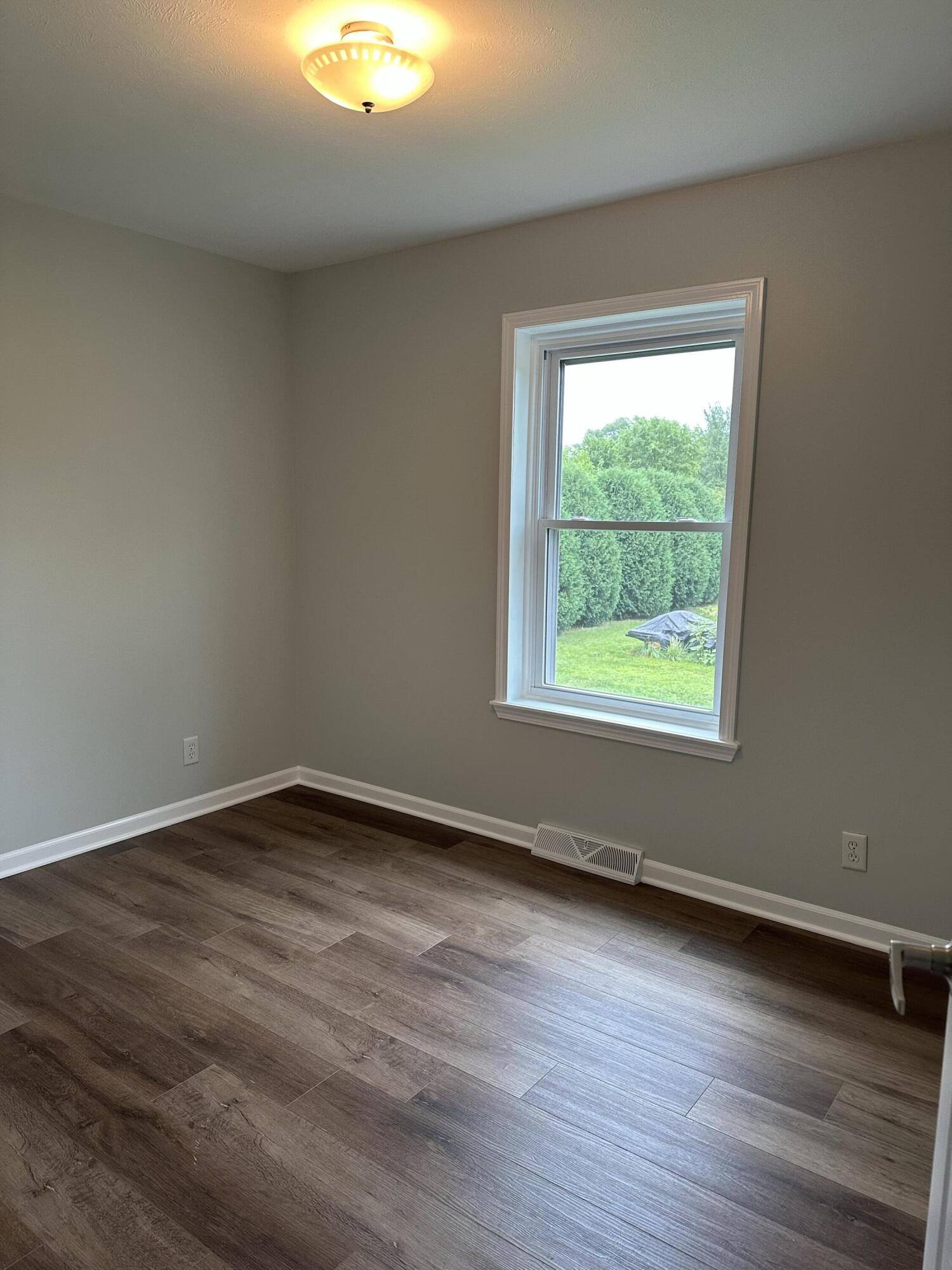 11877 N 600 W, DeMotte, IN 46310; Image #22