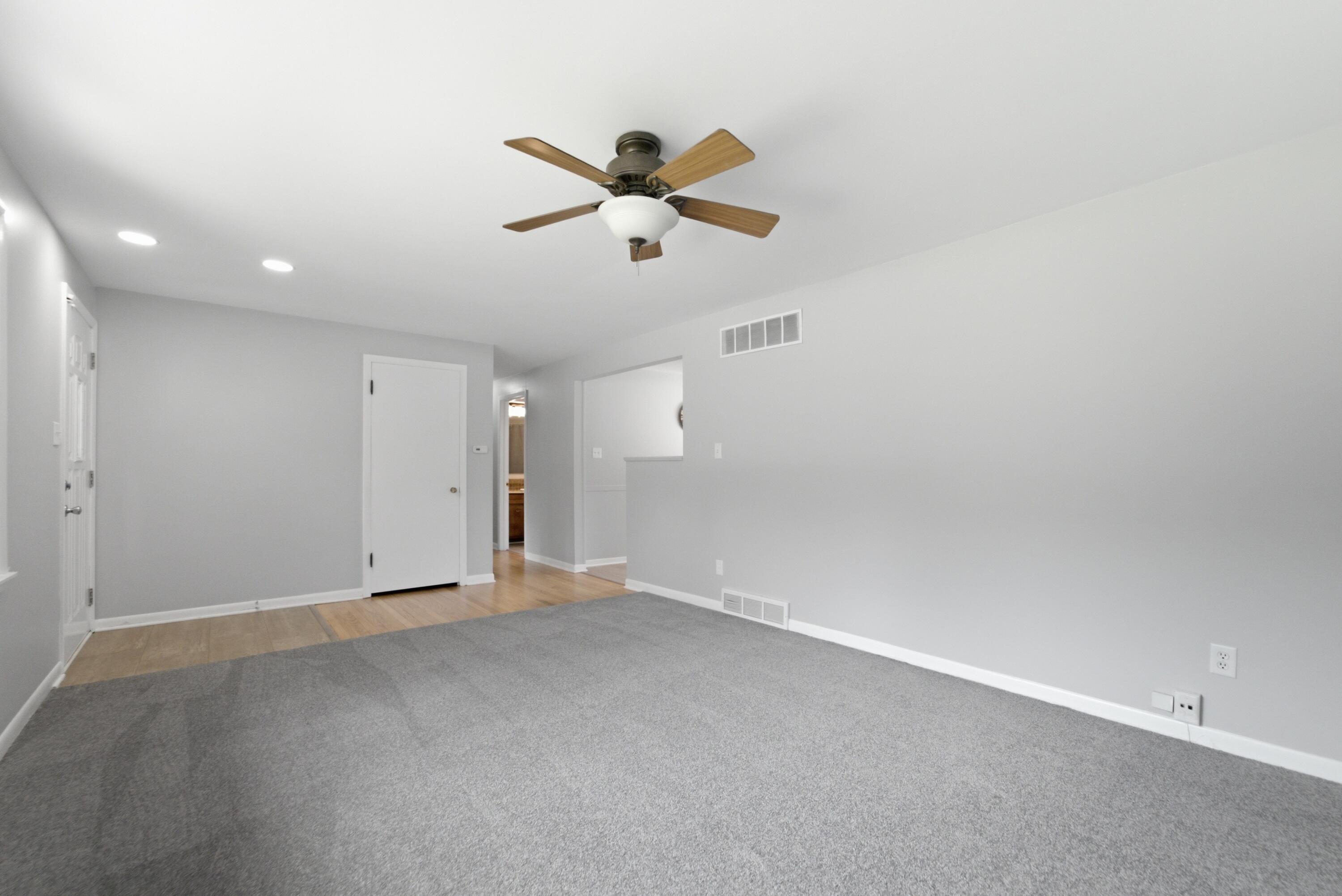 322 Oriole Avenue, Crown Point, IN 46307; Image #6