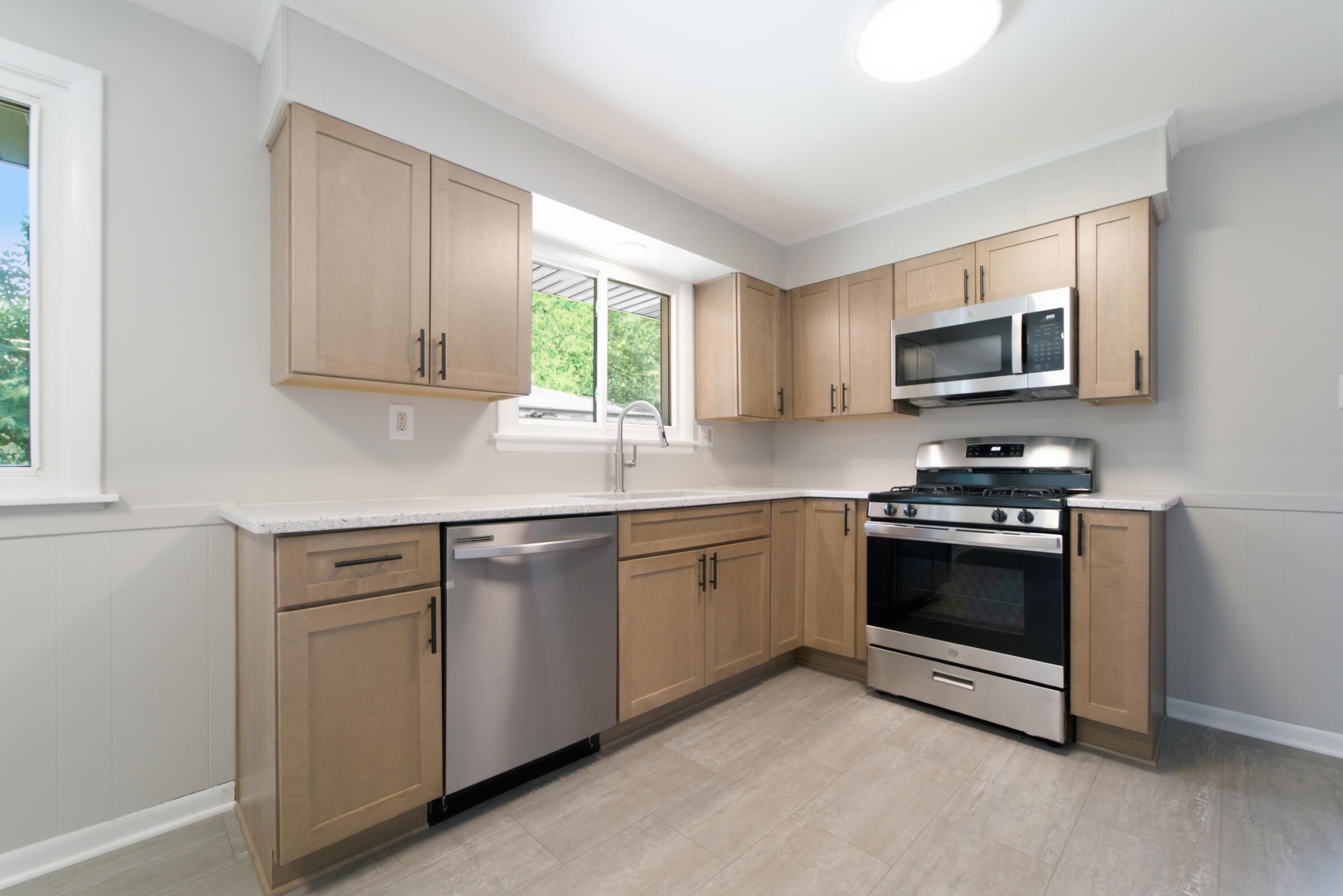 322 Oriole Avenue, Crown Point, IN 46307; Image #9