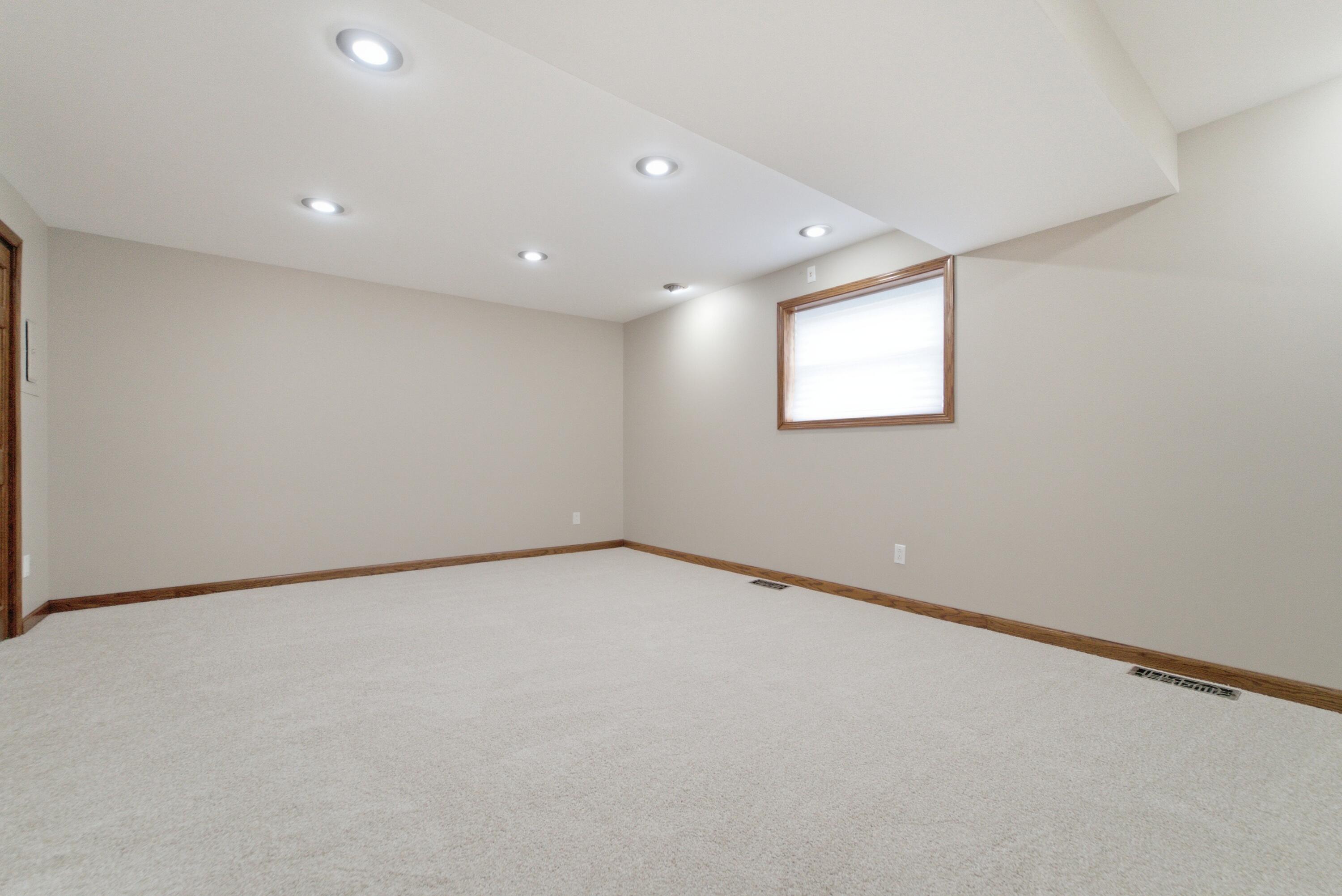 954 Chippewa Drive, Crown Point, IN 46307; Image #20