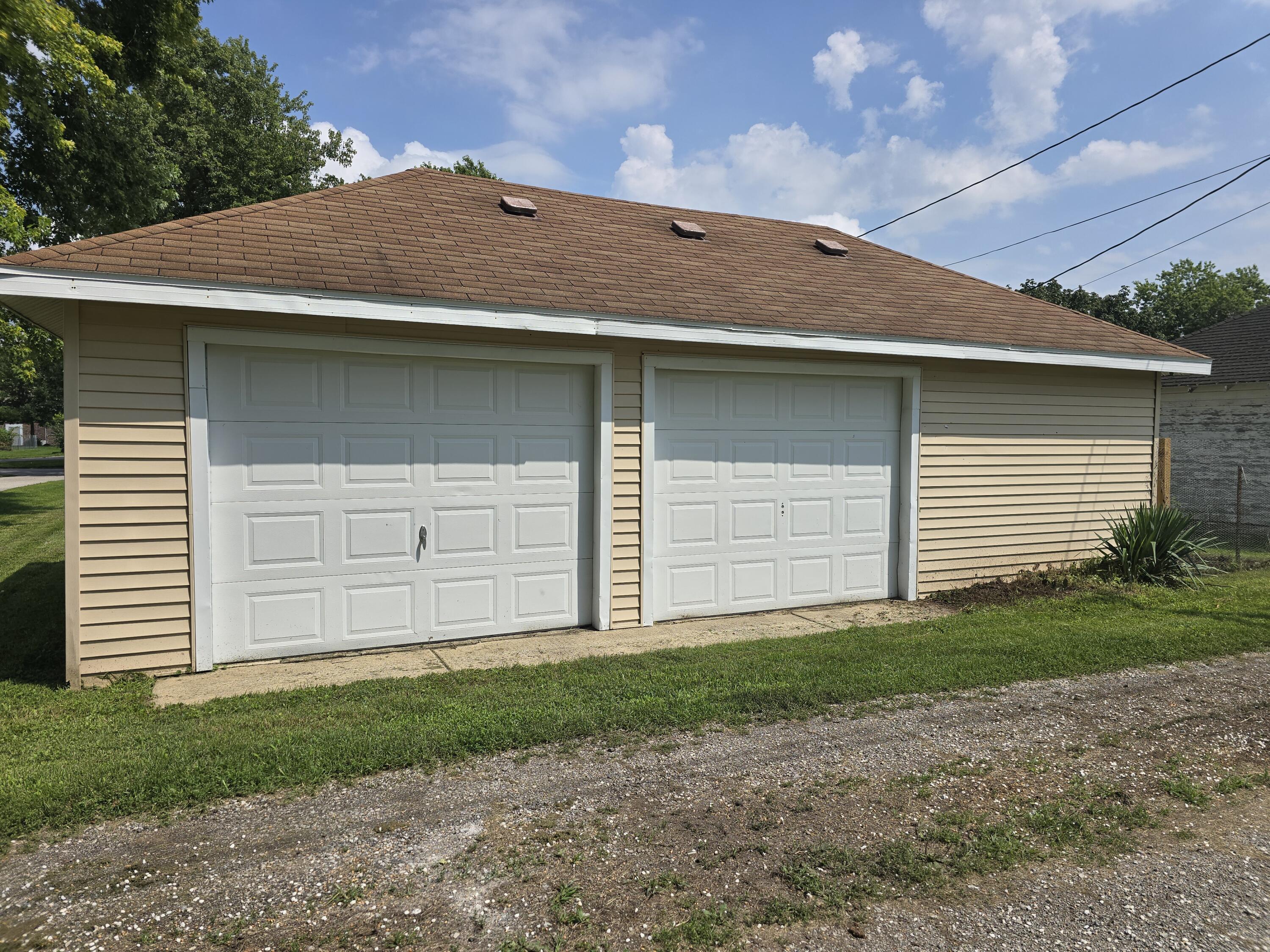 312 N Arch Street, Monon, IN 47959; Image #4