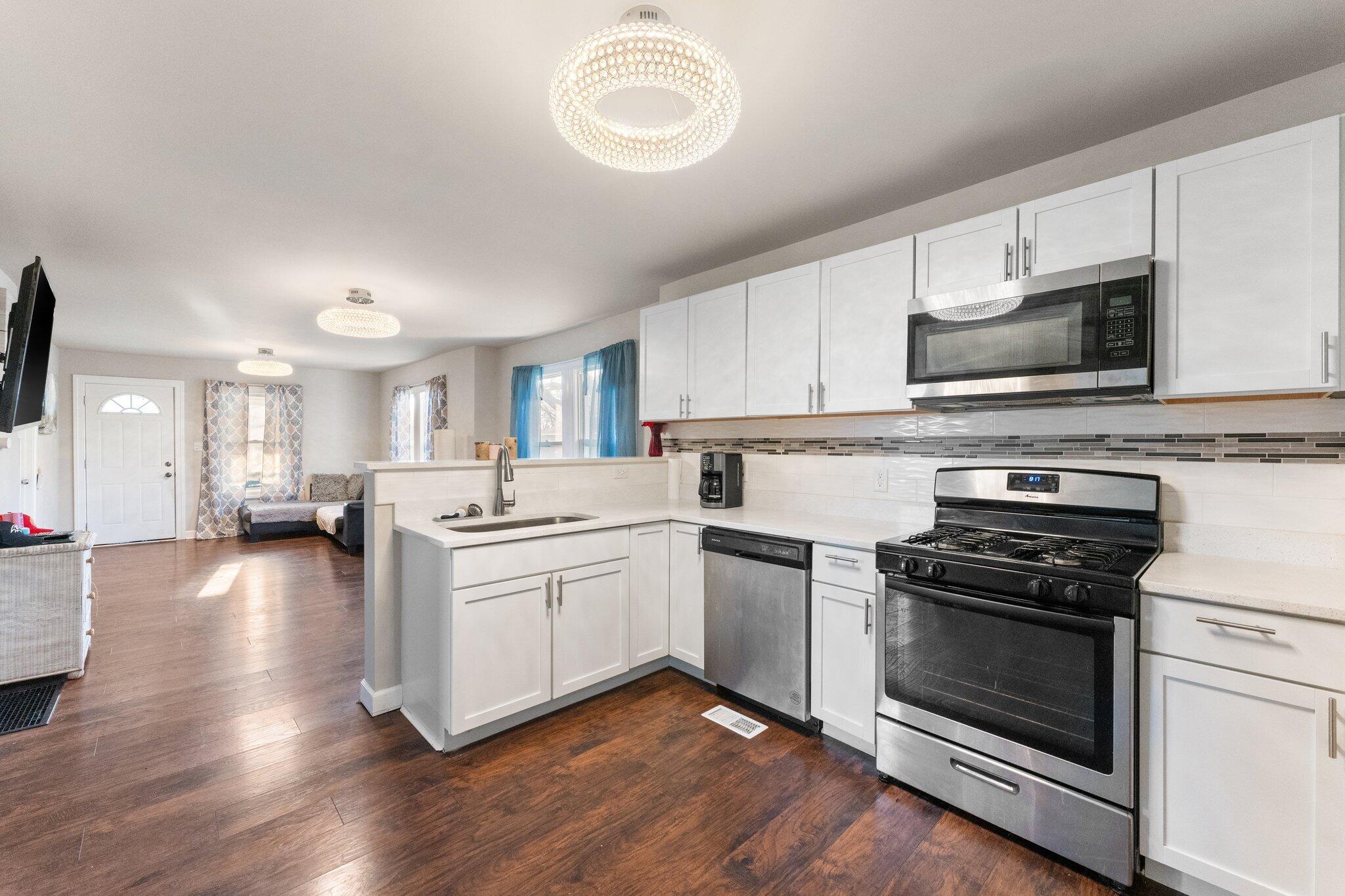 2852 Clay Street, Lake Station, IN 46405; Image #8