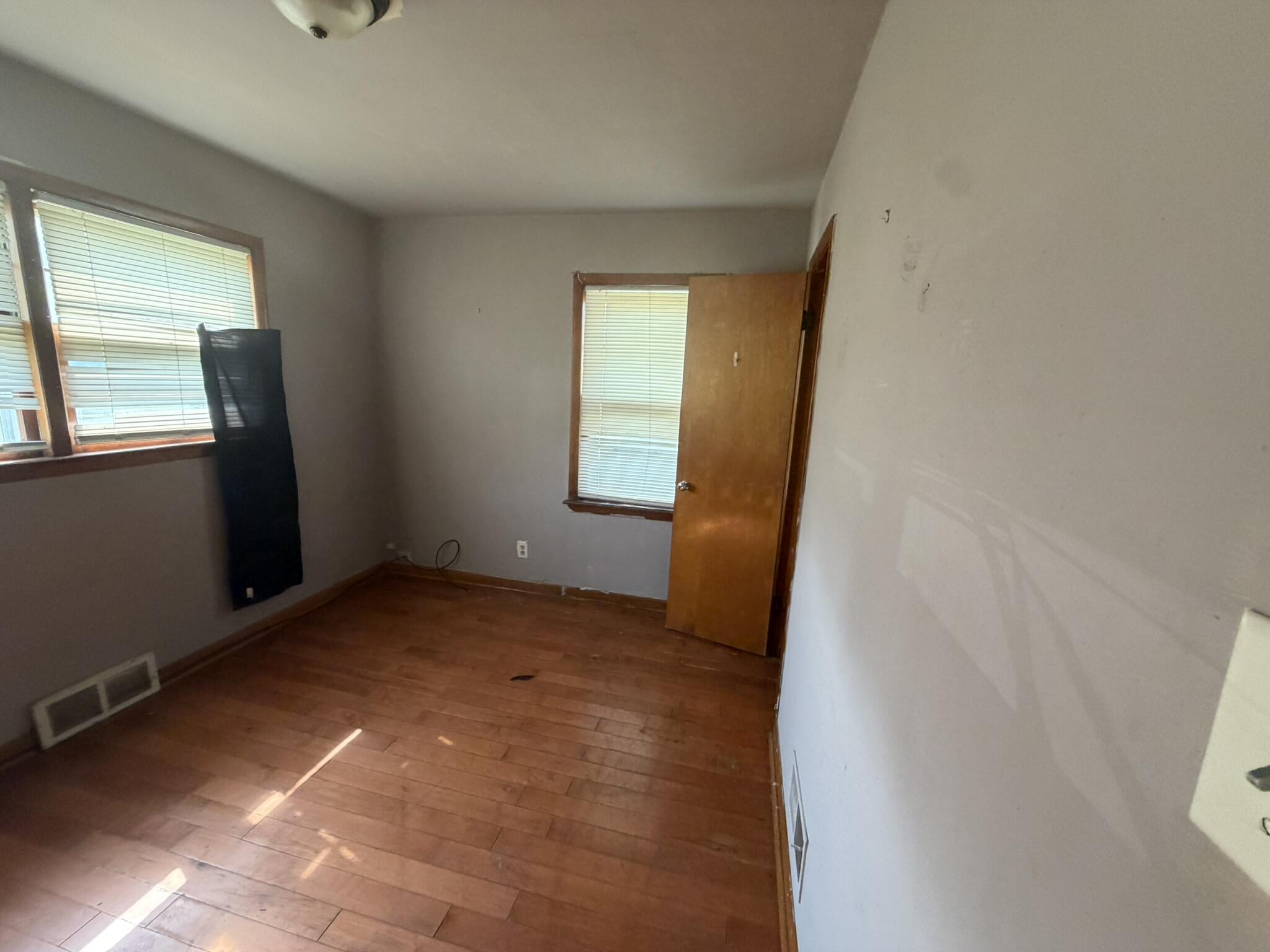 5622 Wegg Avenue, East Chicago, IN 46312; Image #22