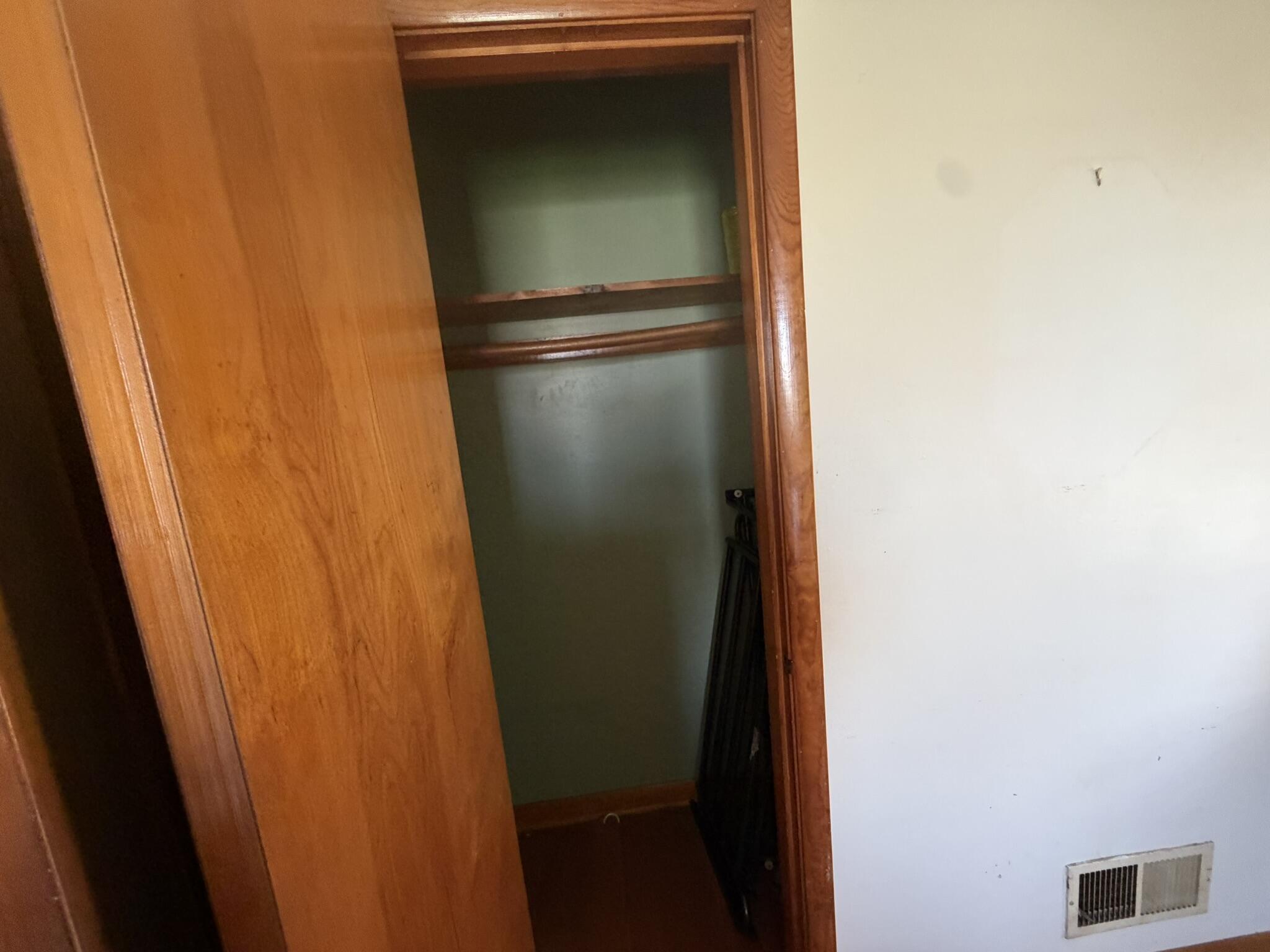 5622 Wegg Avenue, East Chicago, IN 46312; Image #24