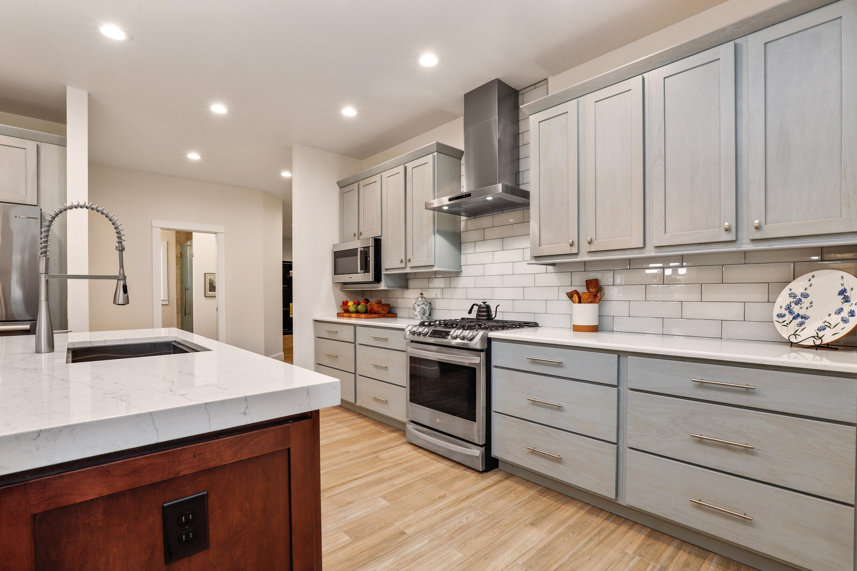 410 E 665 N, Valparaiso, IN 46383; Image #23