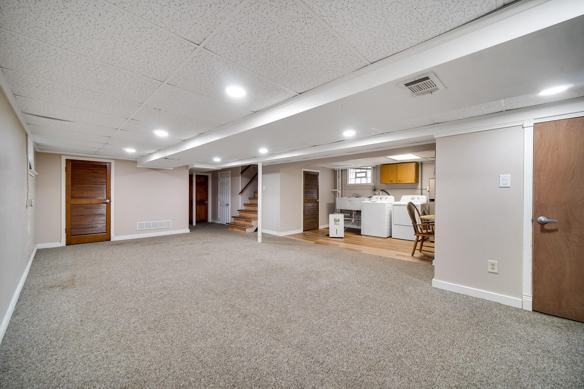 1325 Lake Avenue, Whiting, IN 46394; Image #16