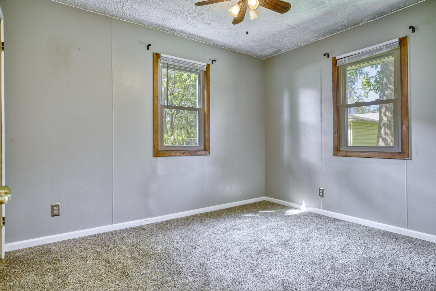 521 Sheridan Street, Crown Point, IN 46307; Image #12