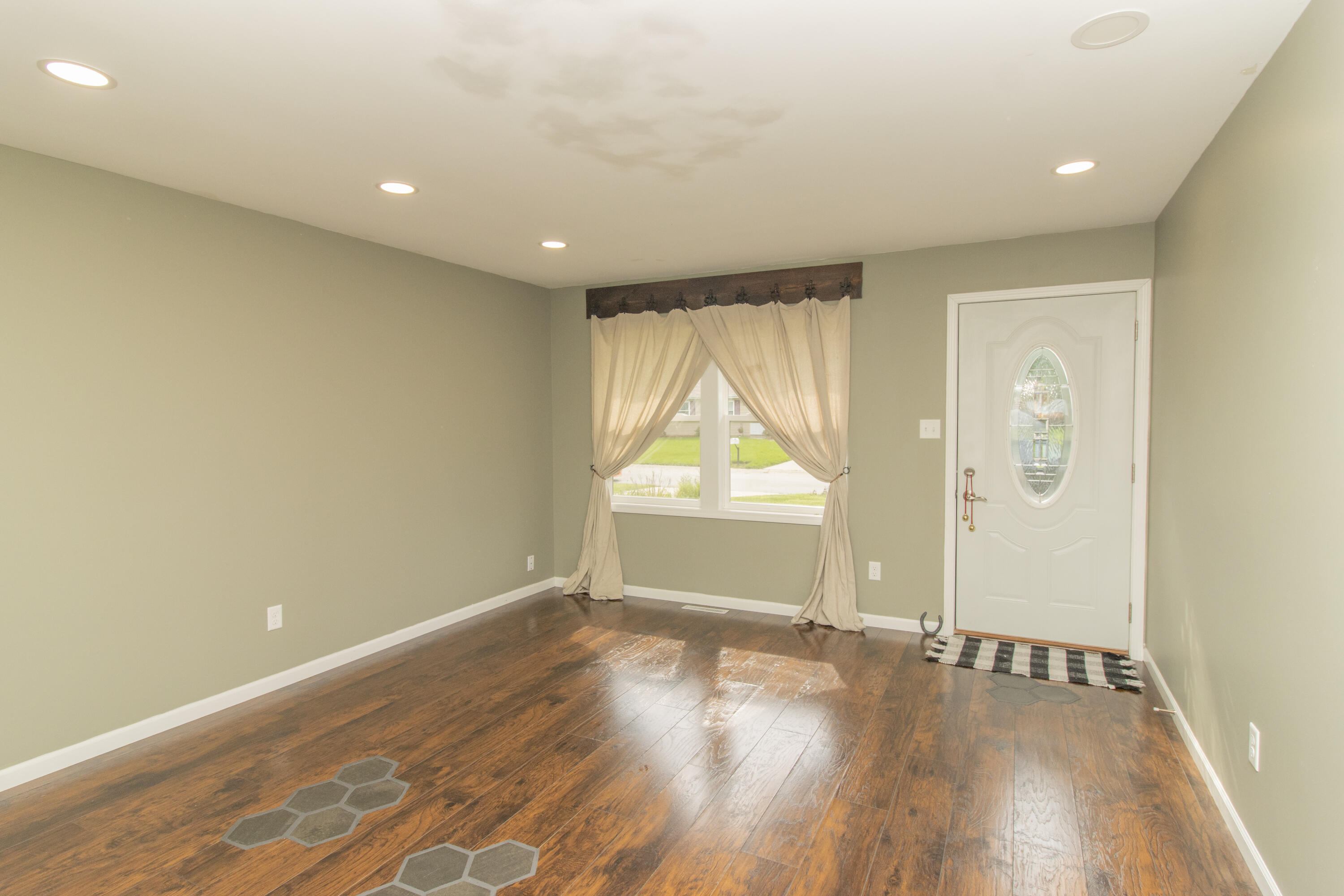 705 Fremont Road, Valparaiso, IN 46385; Image #8