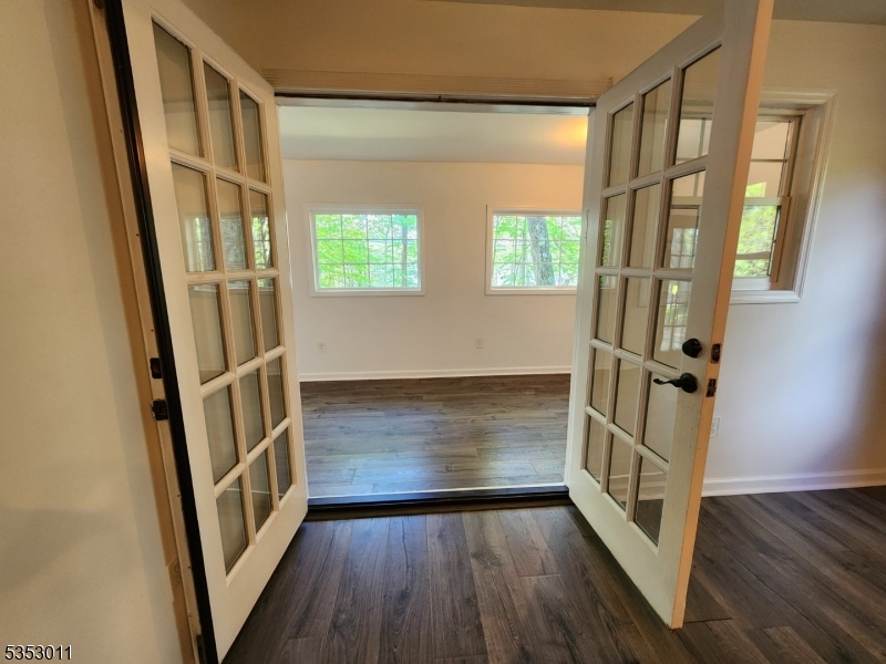 7 Raccoon Island Rd