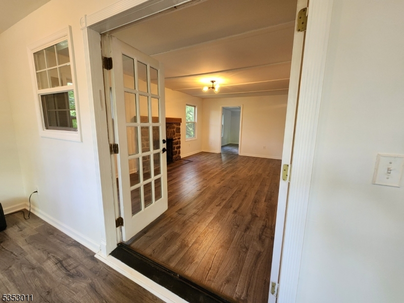 7 Raccoon Island Rd