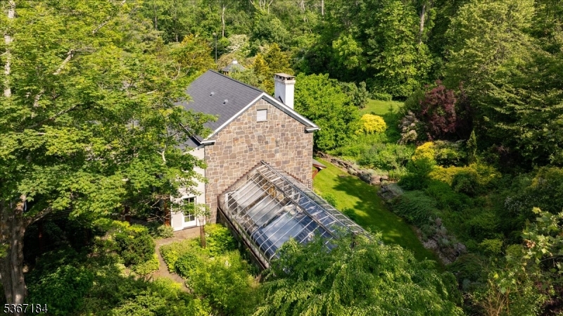 936 Dove Island Rd