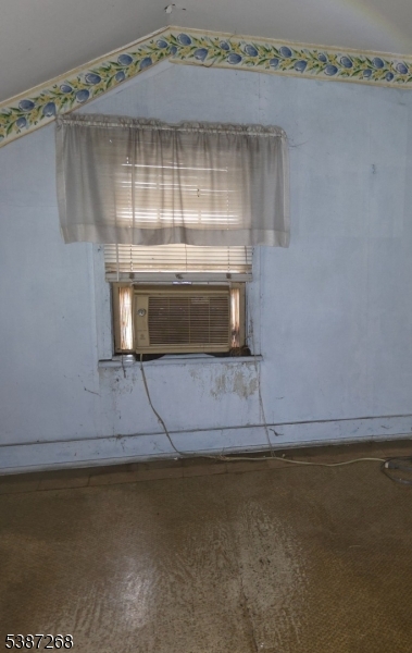 157 Westfield Ave