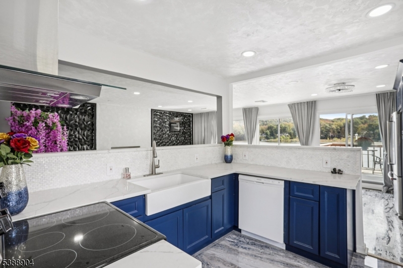 112 Park Pl