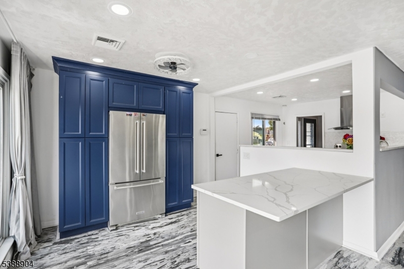 112 Park Pl