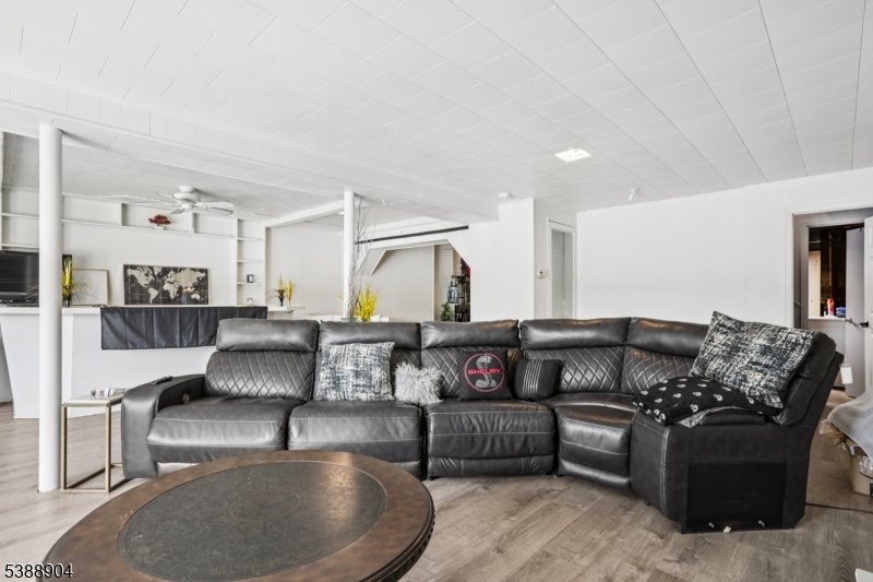 112 Park Pl