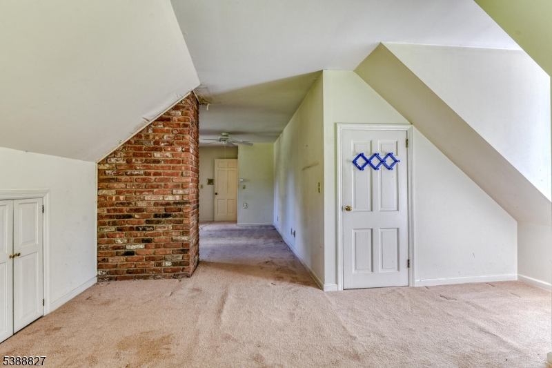 43 Sunlit Dr