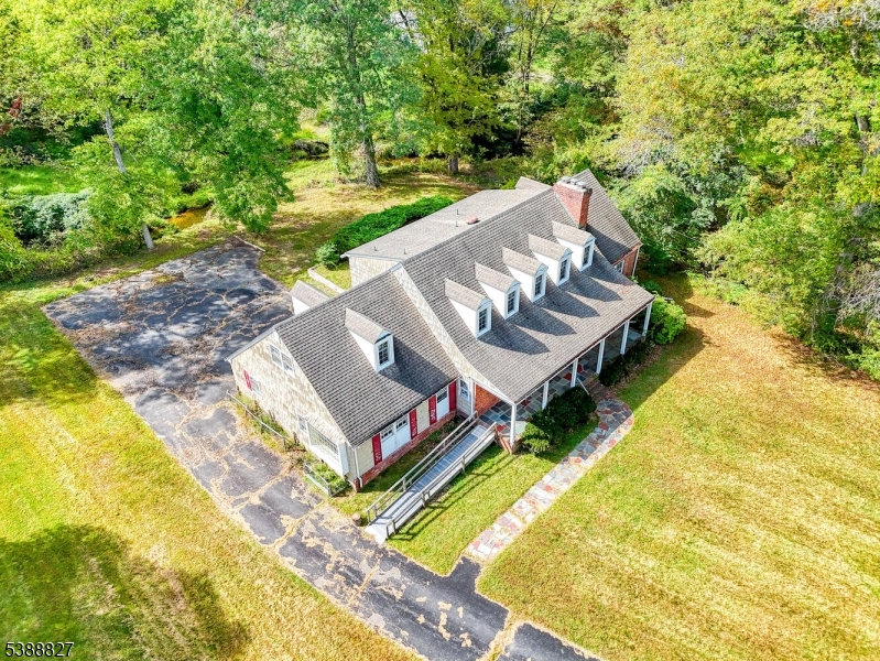 43 Sunlit Dr